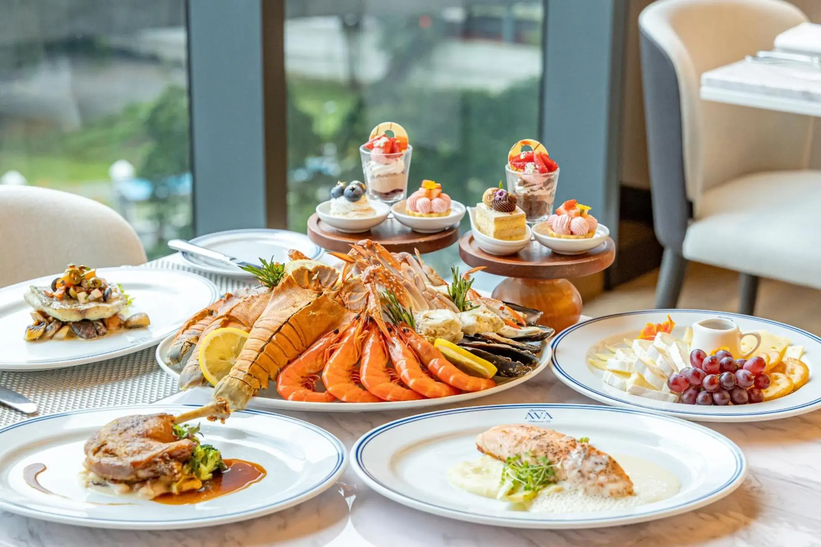 Restaurant/places to eat in InterContinental Bangkok Sukhumvit by IHG Restaurant/places to eat in InterContinental Bangkok Sukhumvit by IHG