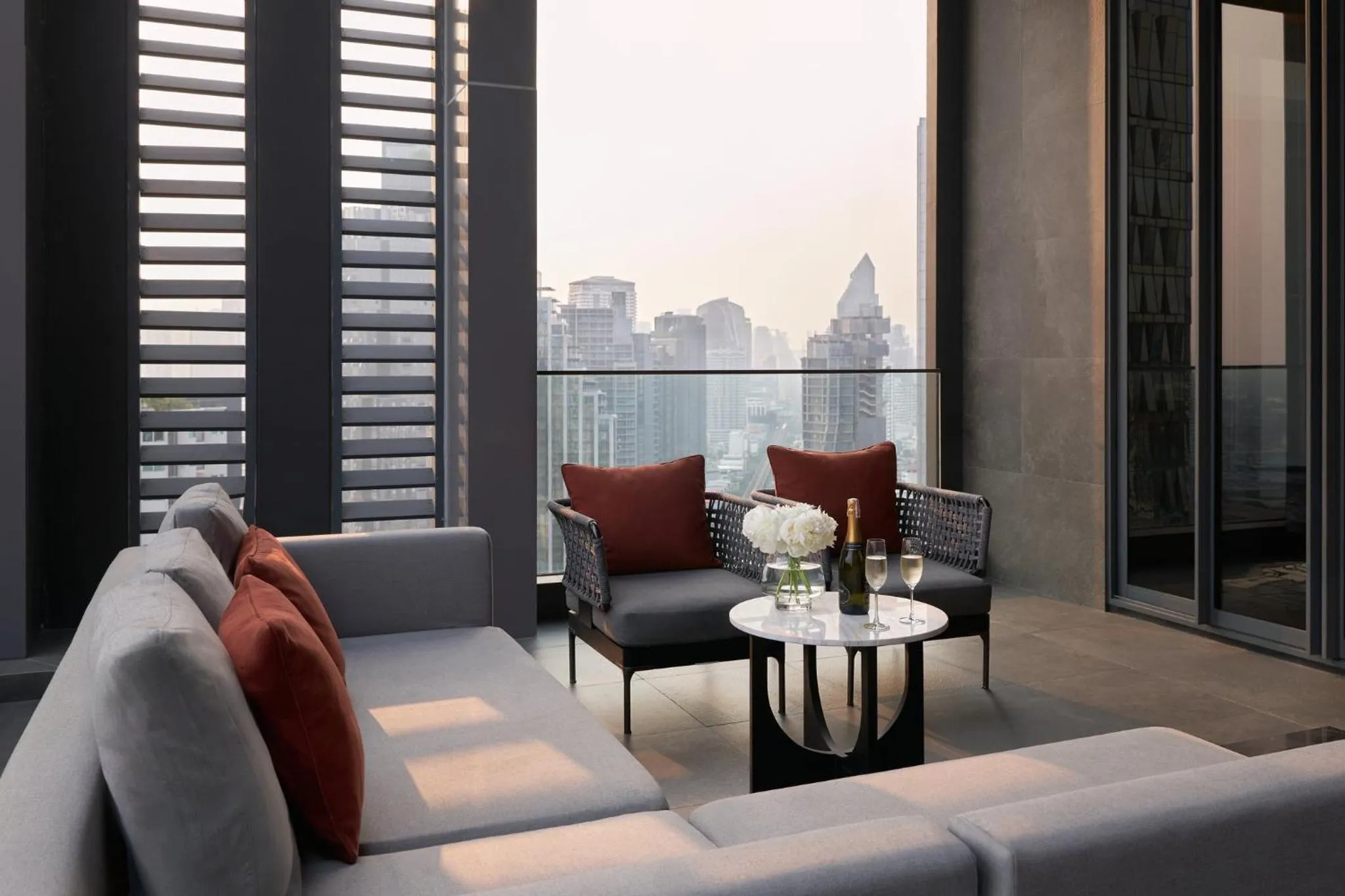 Photo of the whole room in InterContinental Bangkok Sukhumvit by IHG