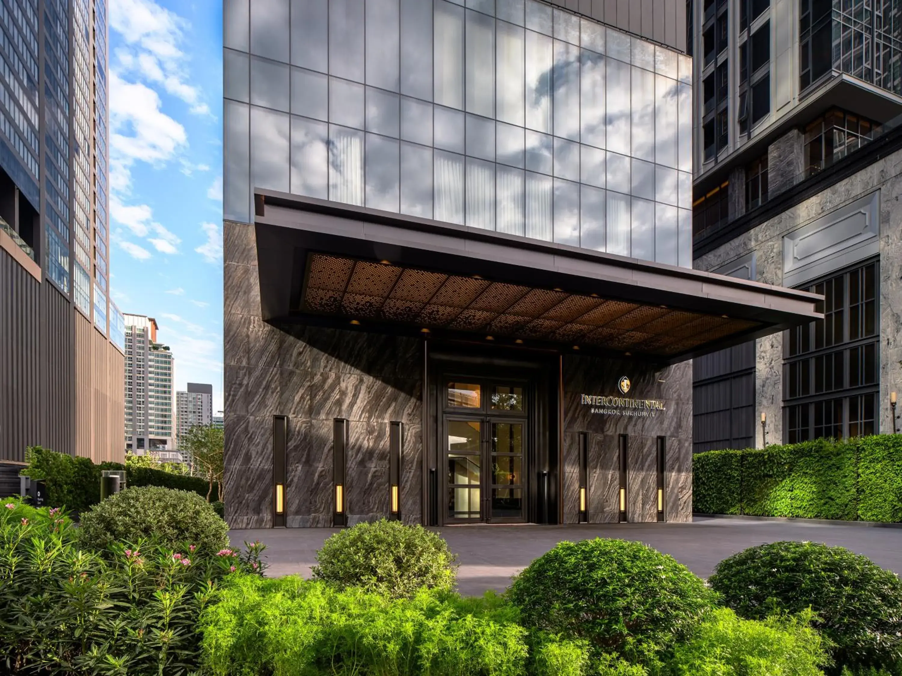 Property building in InterContinental Bangkok Sukhumvit by IHG Property building in InterContinental Bangkok Sukhumvit by IHG