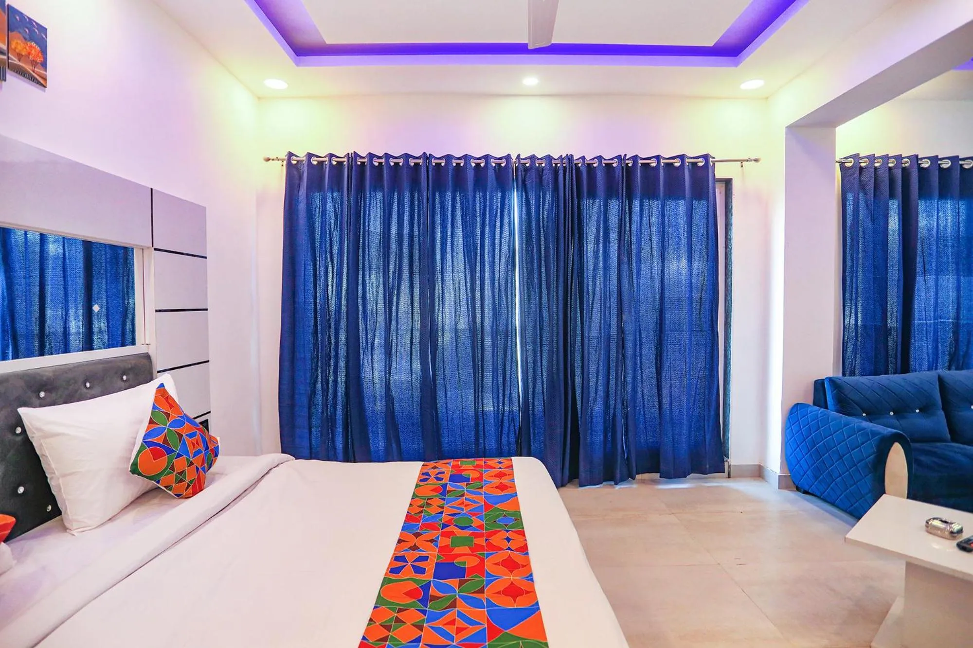 Bed in FabExpress F9 Noida Sector 27