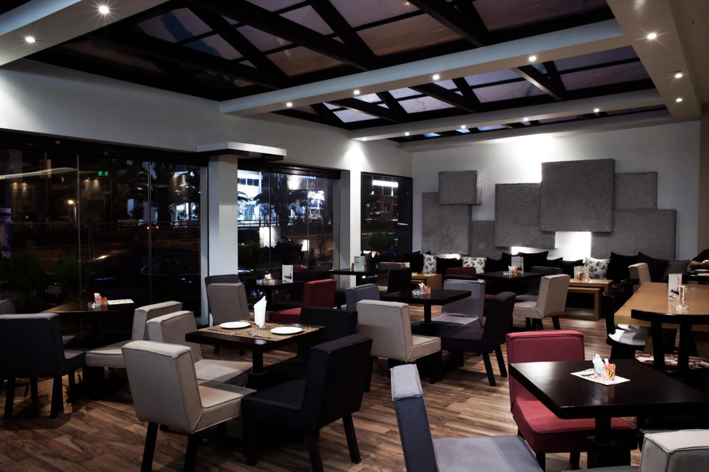 Lounge or bar, Restaurant/Places to Eat in Hellinis Hotel