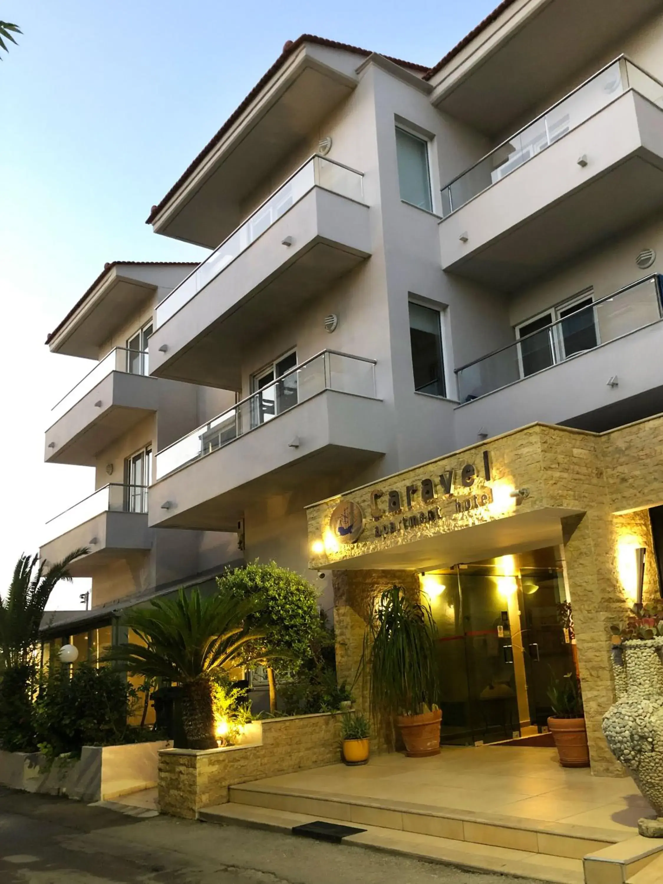 Caravel Hotel Apartments Caravel Hotel Apartments