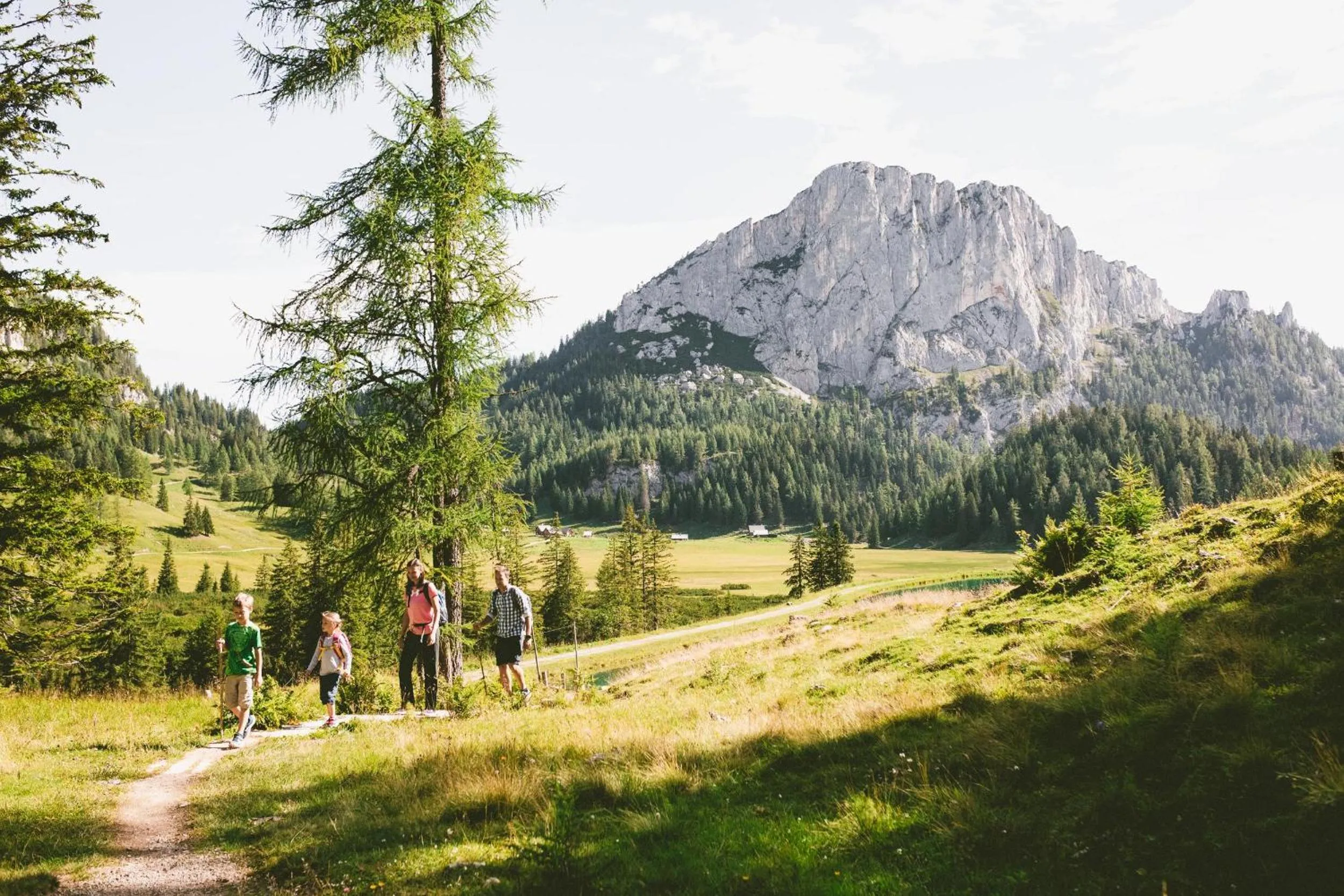 Family in TRIFORÊT alpin resort