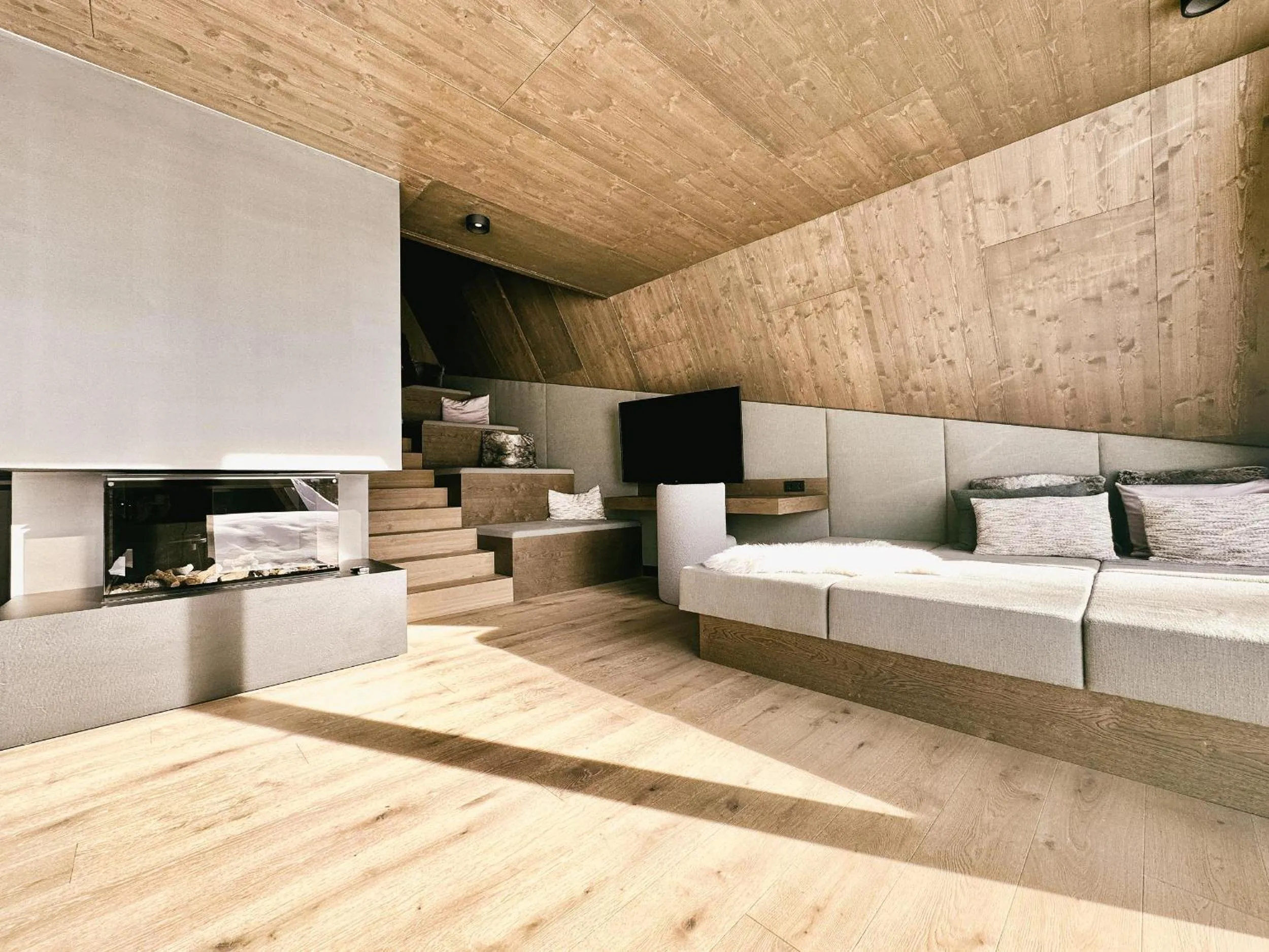 Photo of the whole room in TRIFORÊT alpin resort