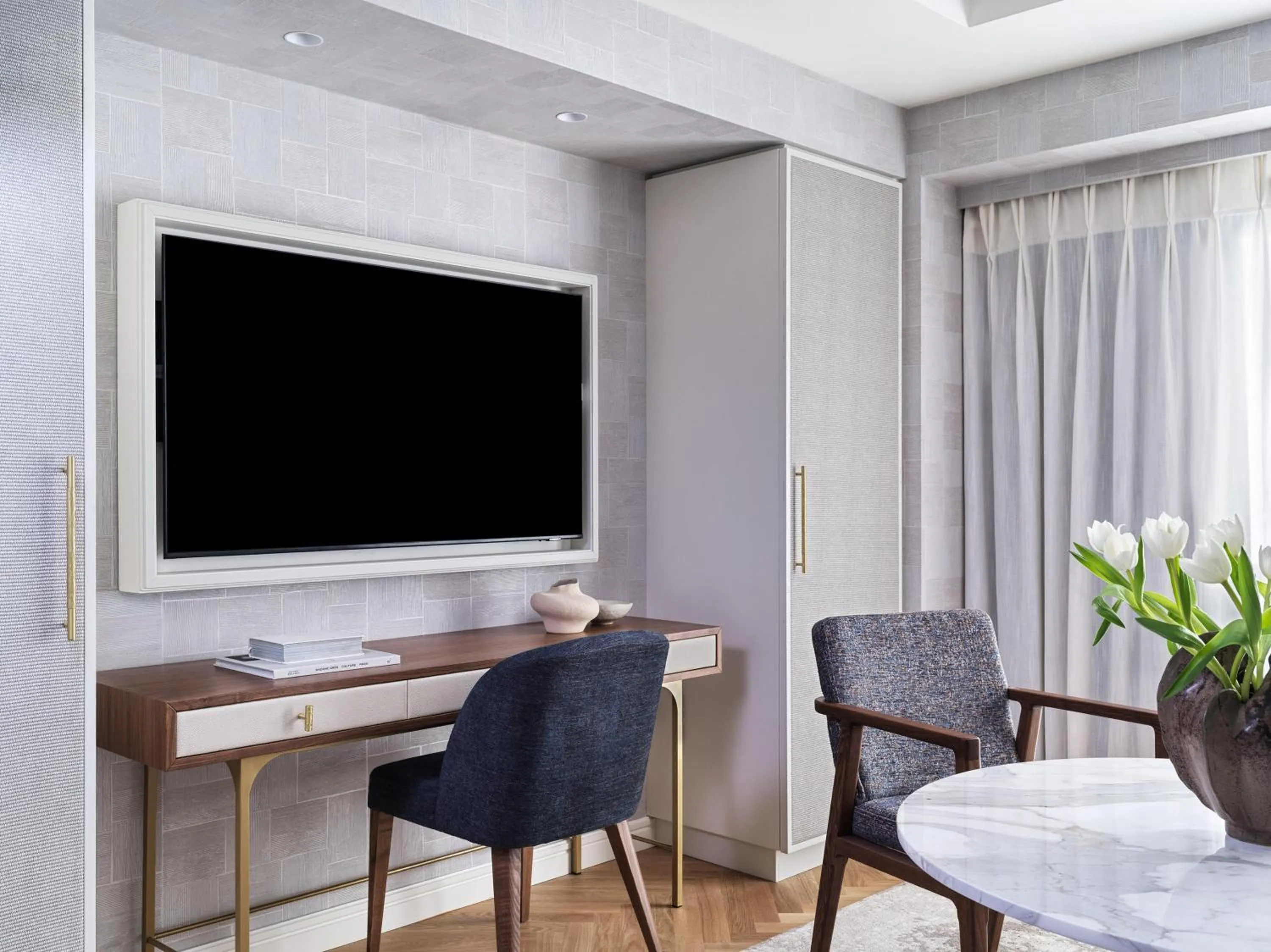 Photo of the whole room in Electra Palace Athens