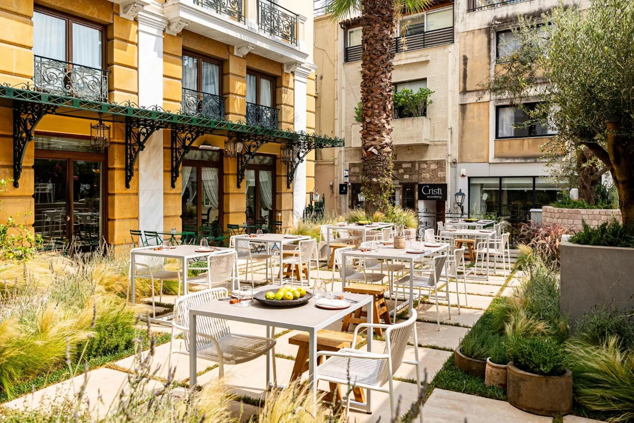 Photo of the whole room in Electra Palace Athens