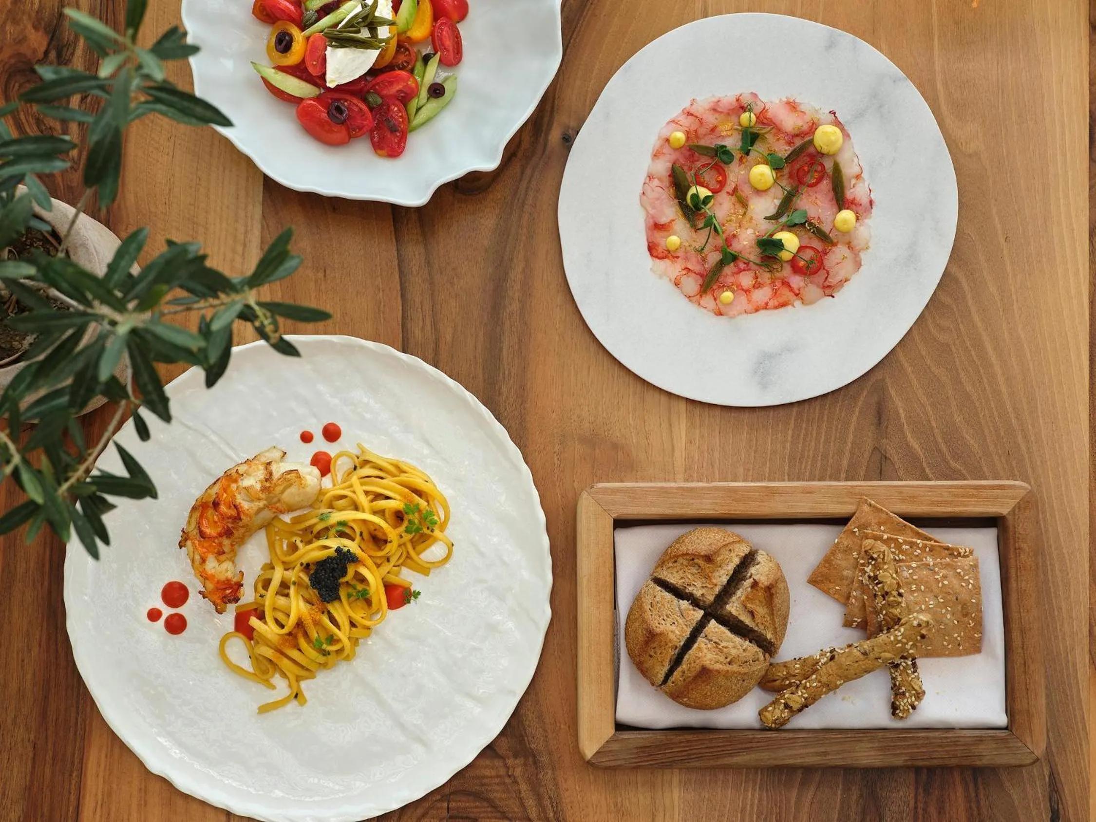 Restaurant/places to eat in Electra Palace Athens