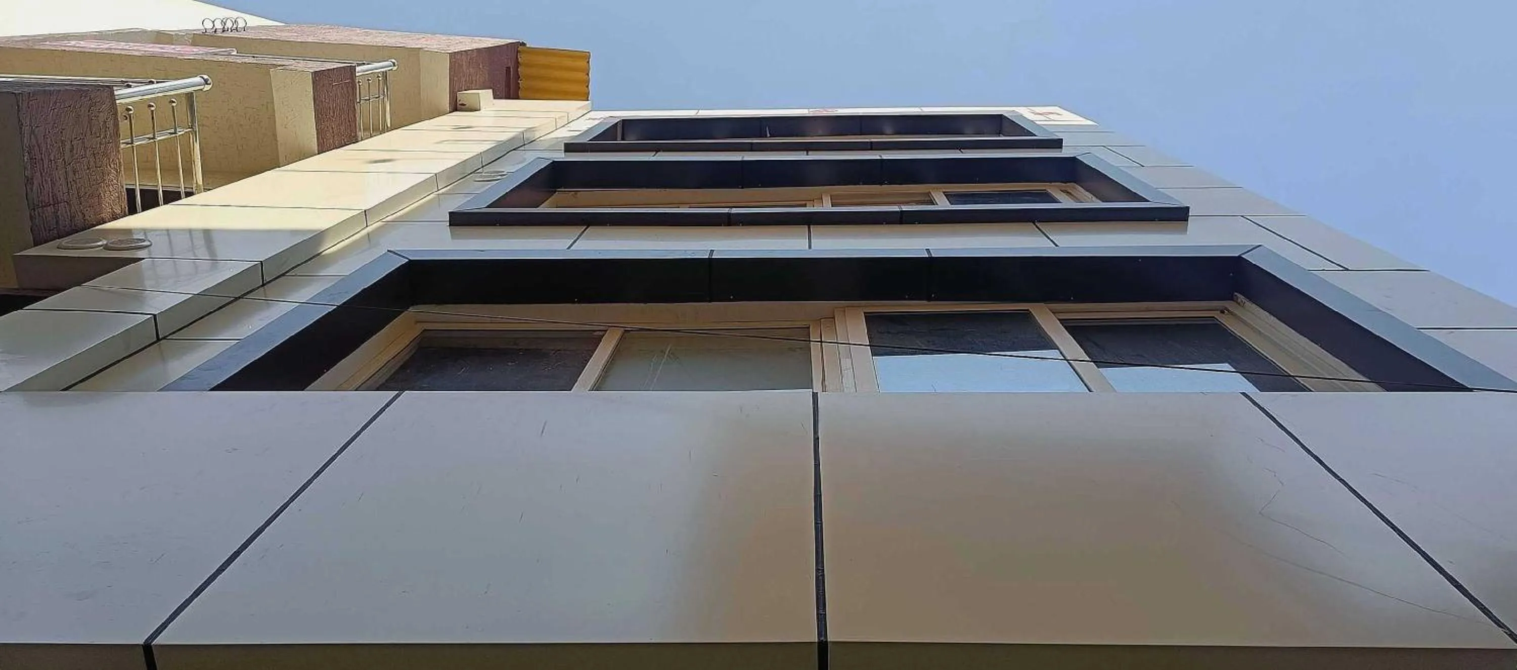 Facade/entrance in Super Hotel O Royal Inn