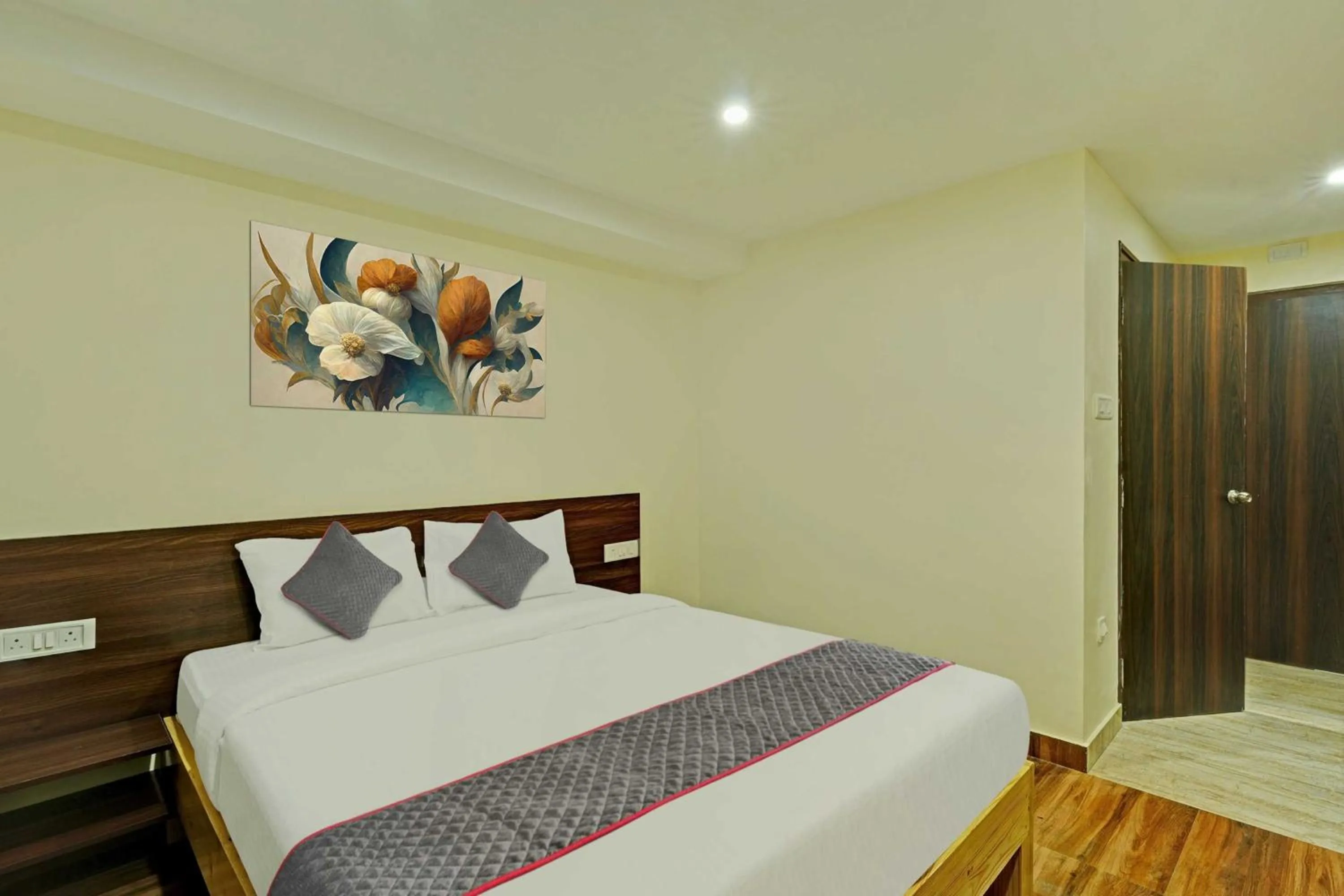 Lobby or reception in HOTEL O SHREYAS SHACK