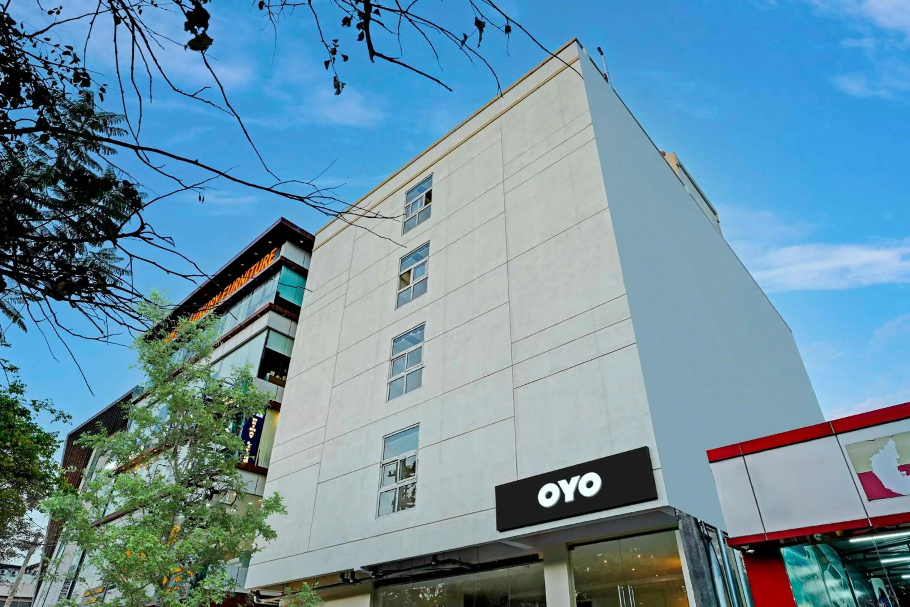 Facade/entrance in HOTEL O SHREYAS SHACK