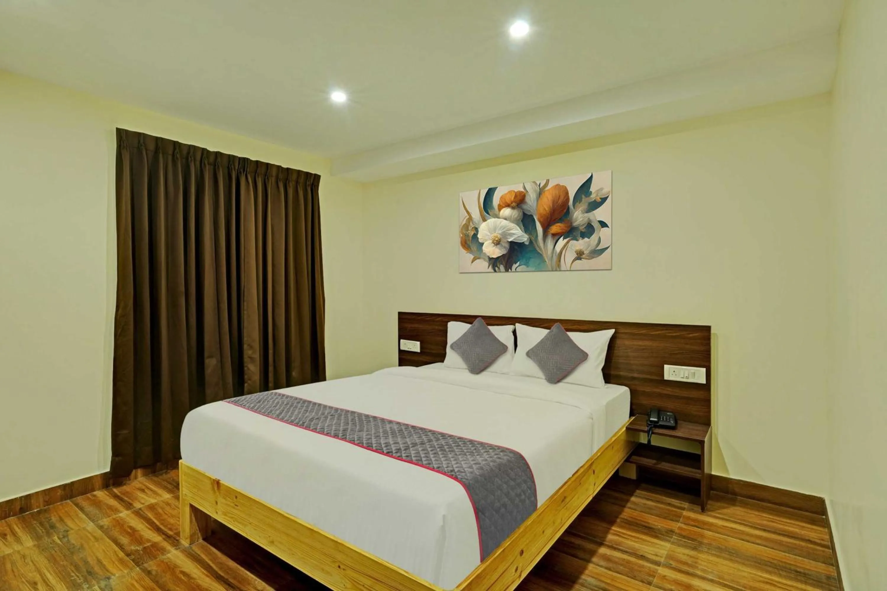 Bedroom in HOTEL O SHREYAS SHACK