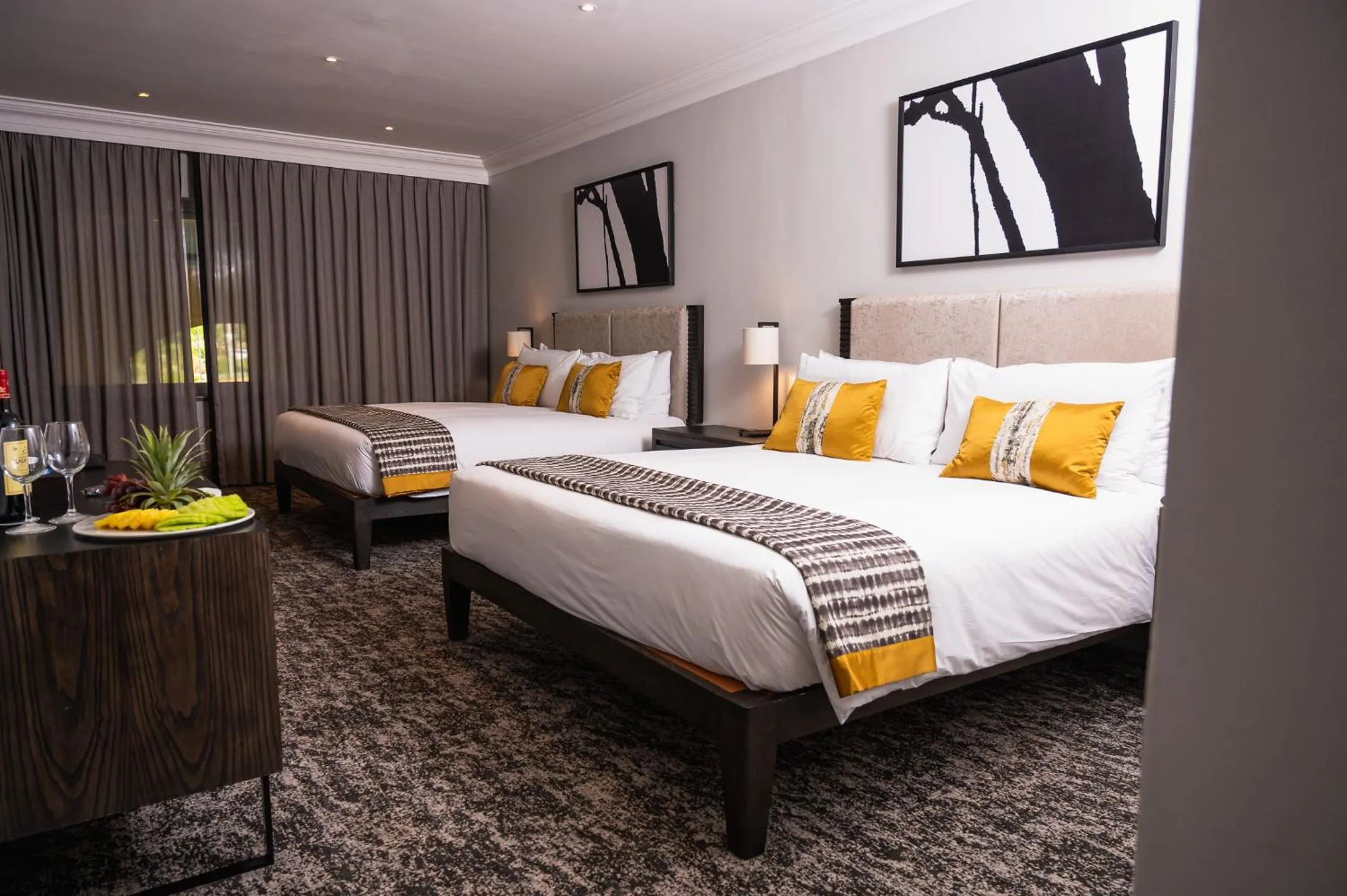 Bed in Golden Horse Hotel