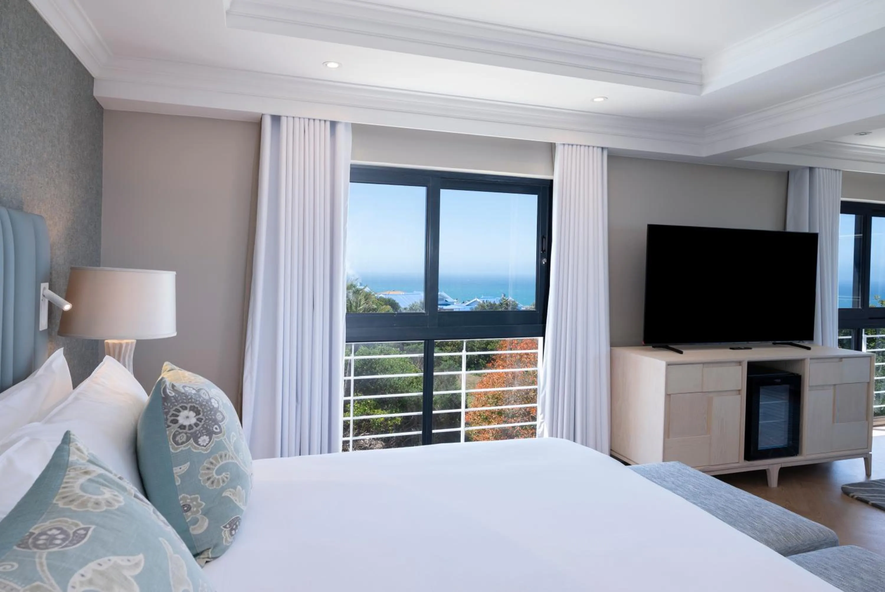 Bed in Garden Route Hotel