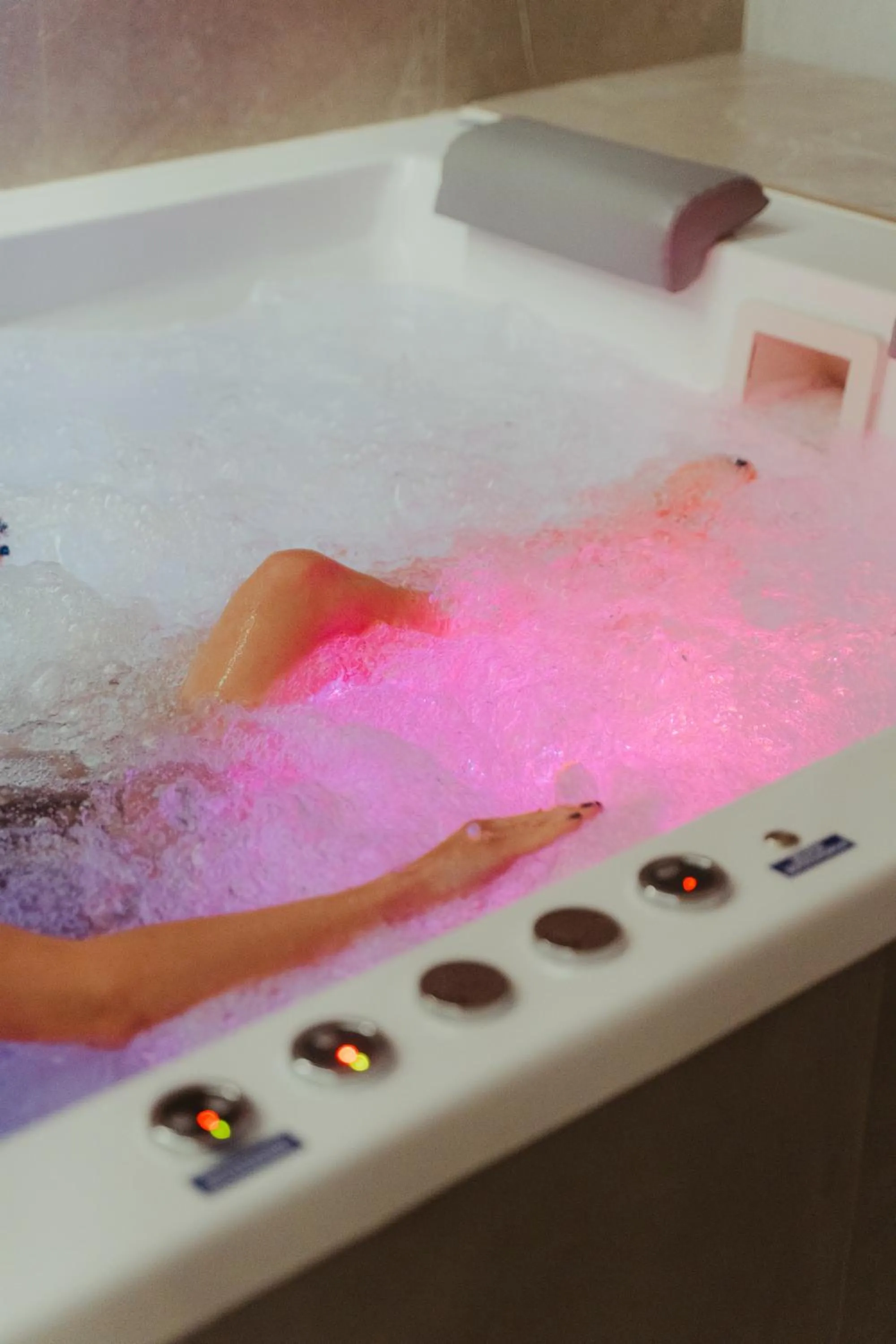 Hot Tub in Limanaki Hotel