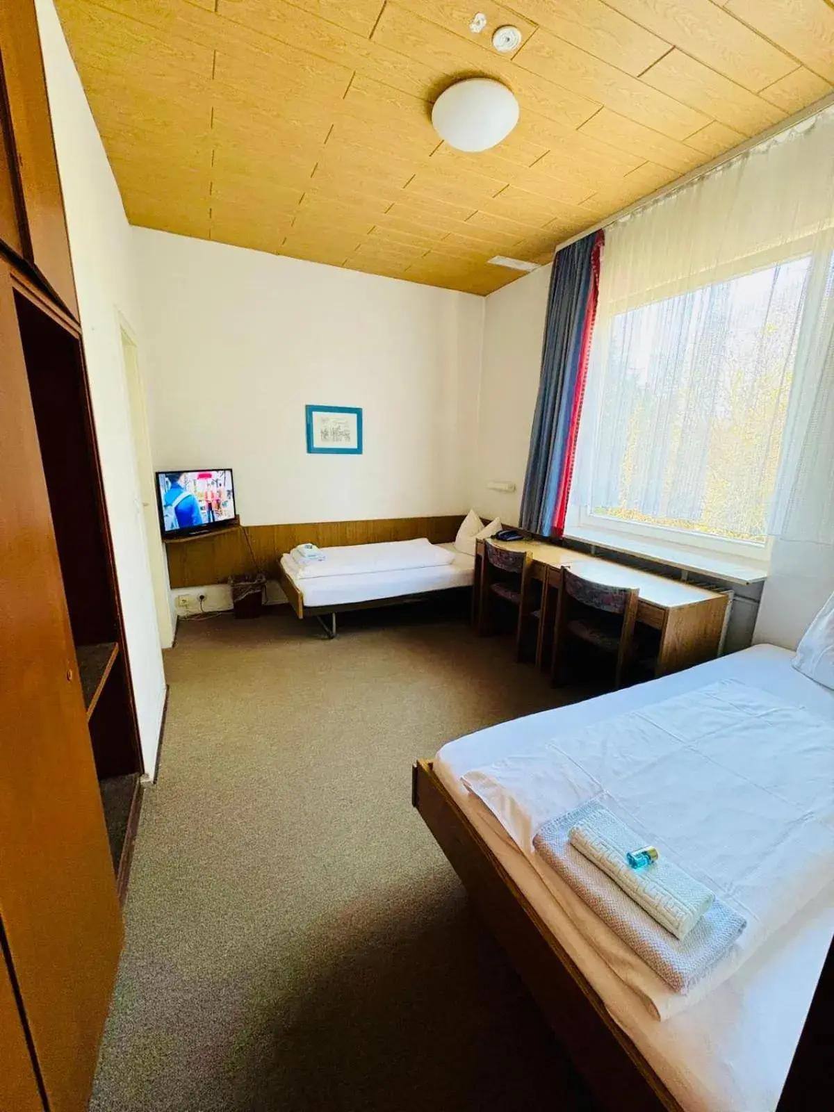 Twin Room with Shower in Lessinghof Twin Room with Shower in Lessinghof
