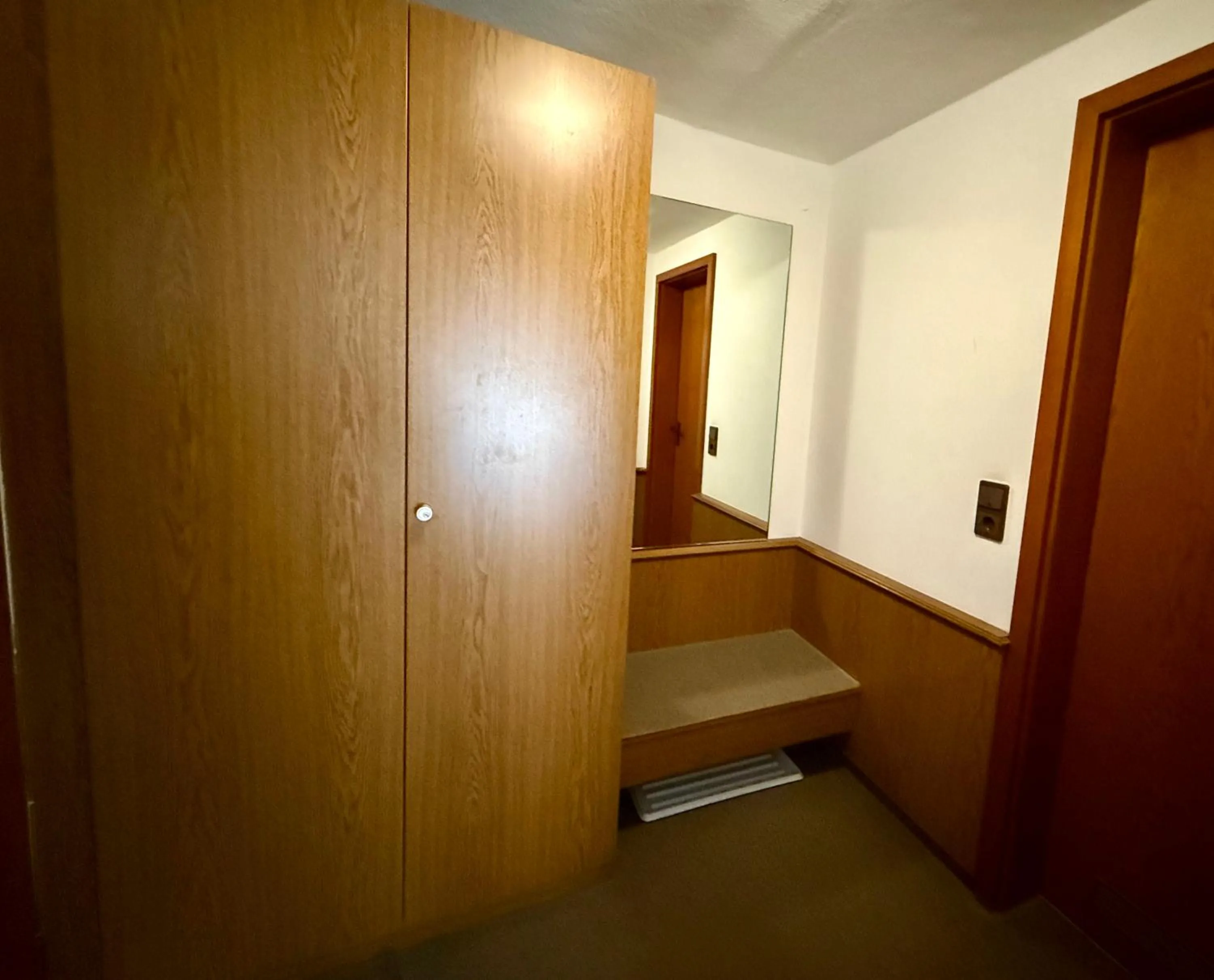 wardrobe in Lessinghof