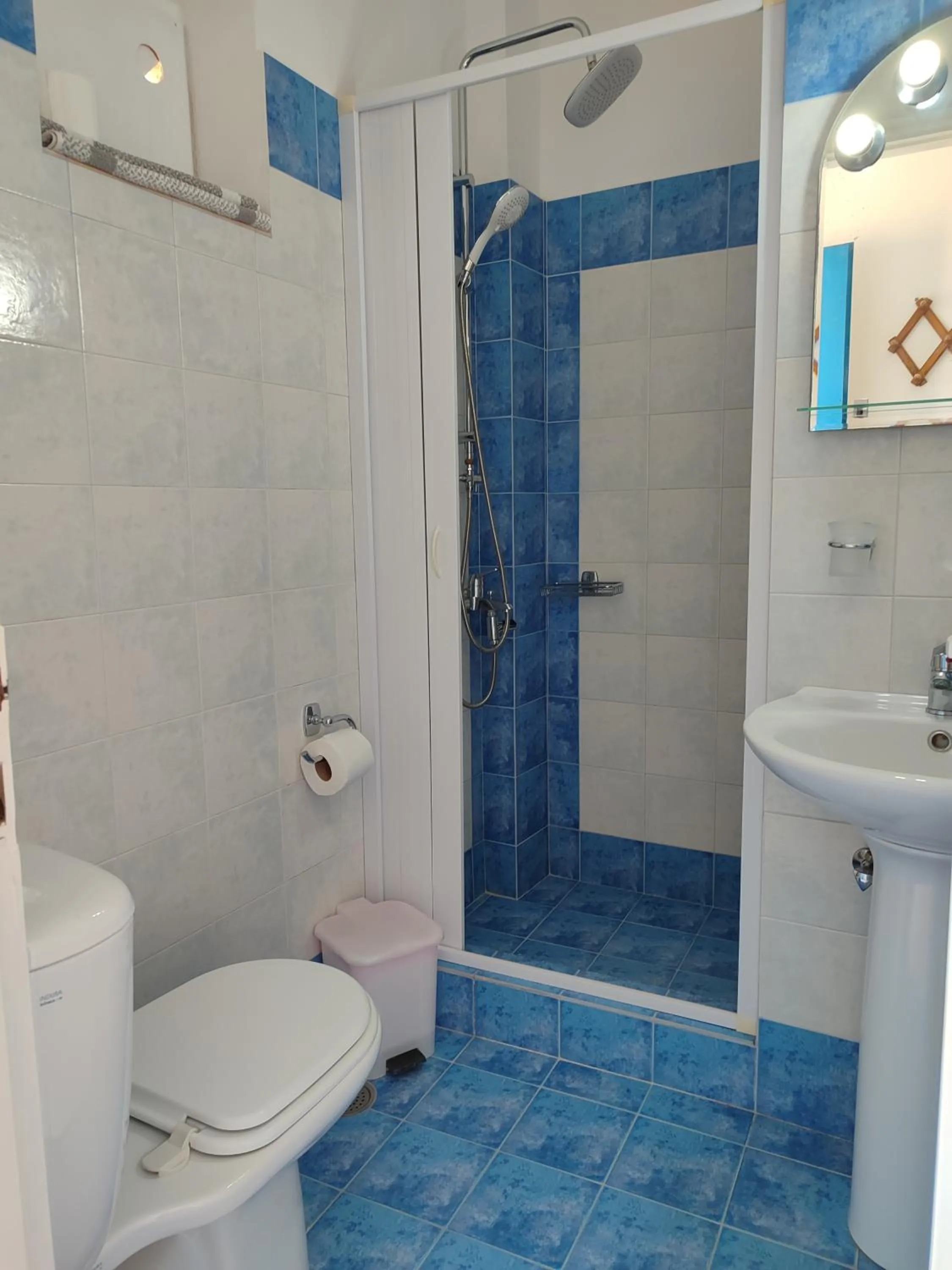 Bathroom in Corali Hotel