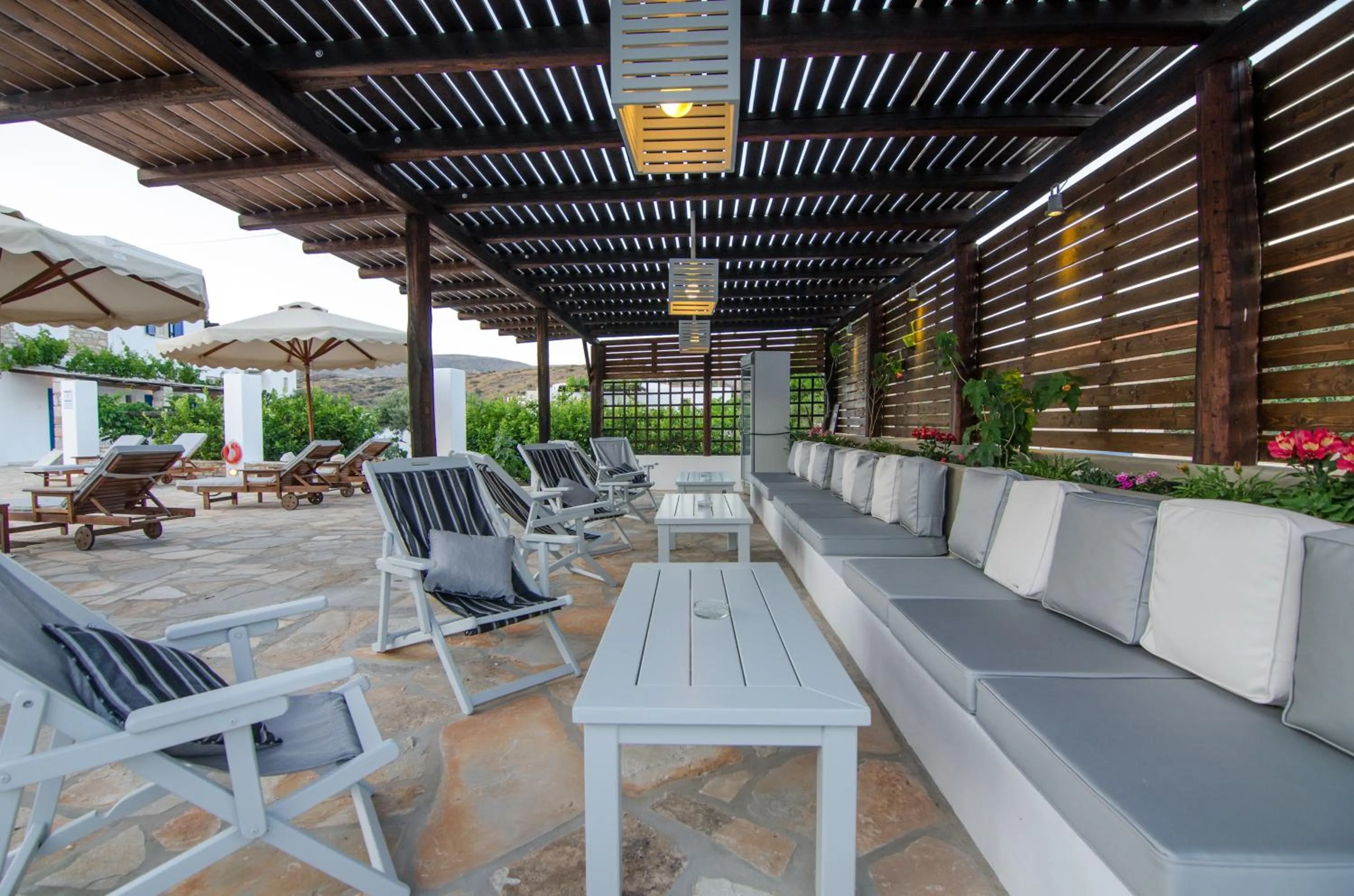 Area and facilities in Brother's Hotel