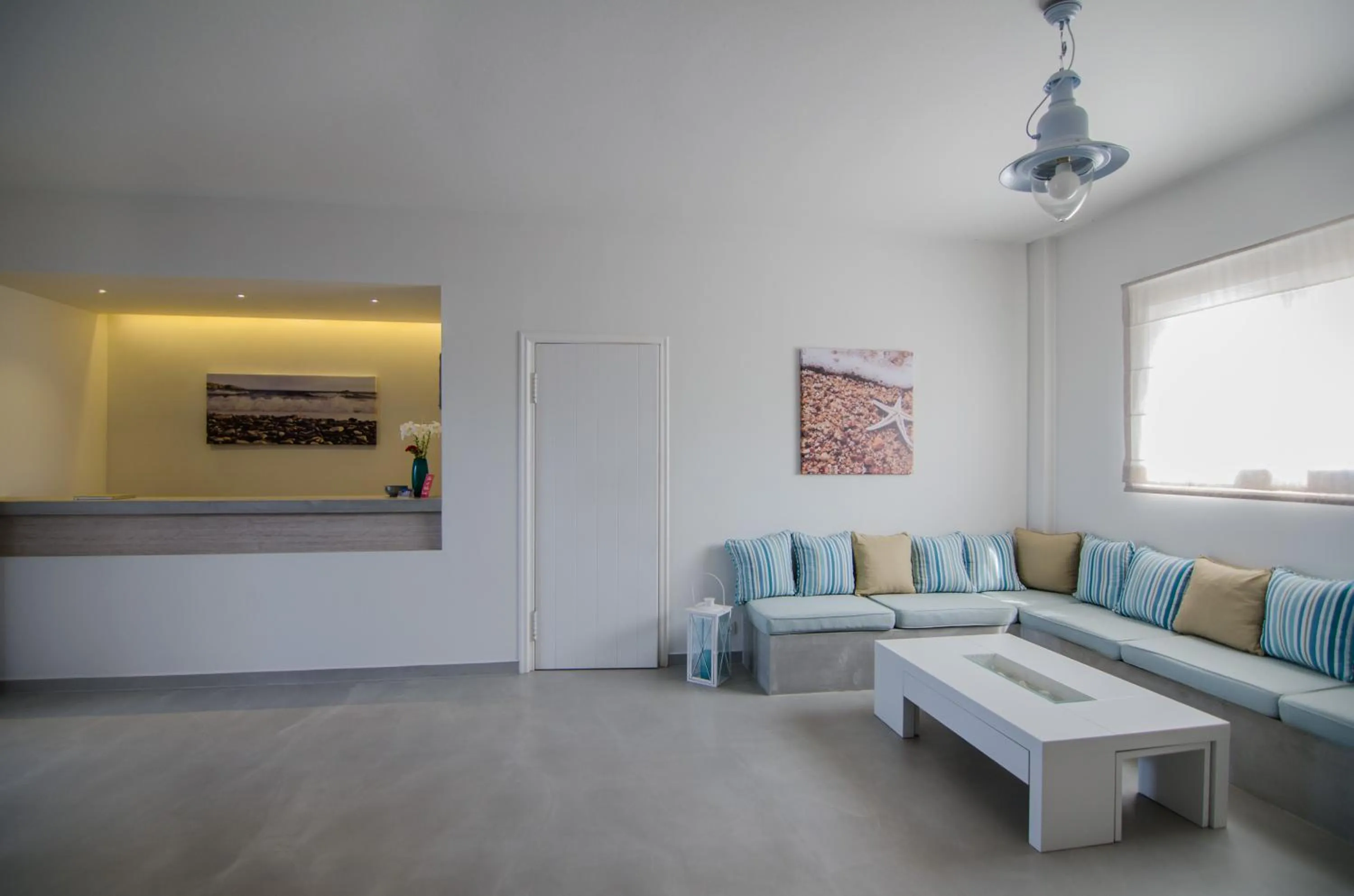 Lobby or reception in Brother's Hotel