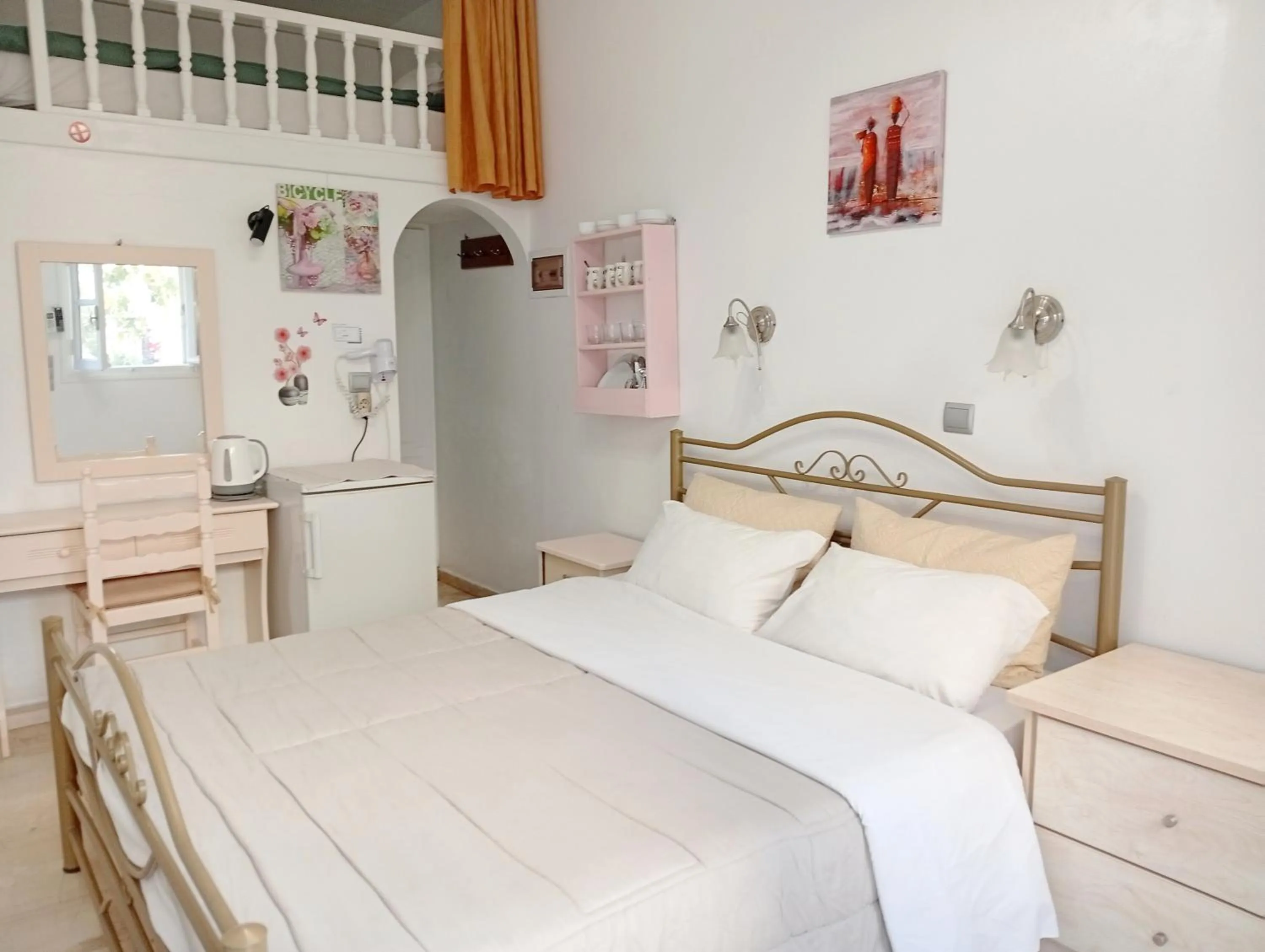 Living room, Bed in The Best