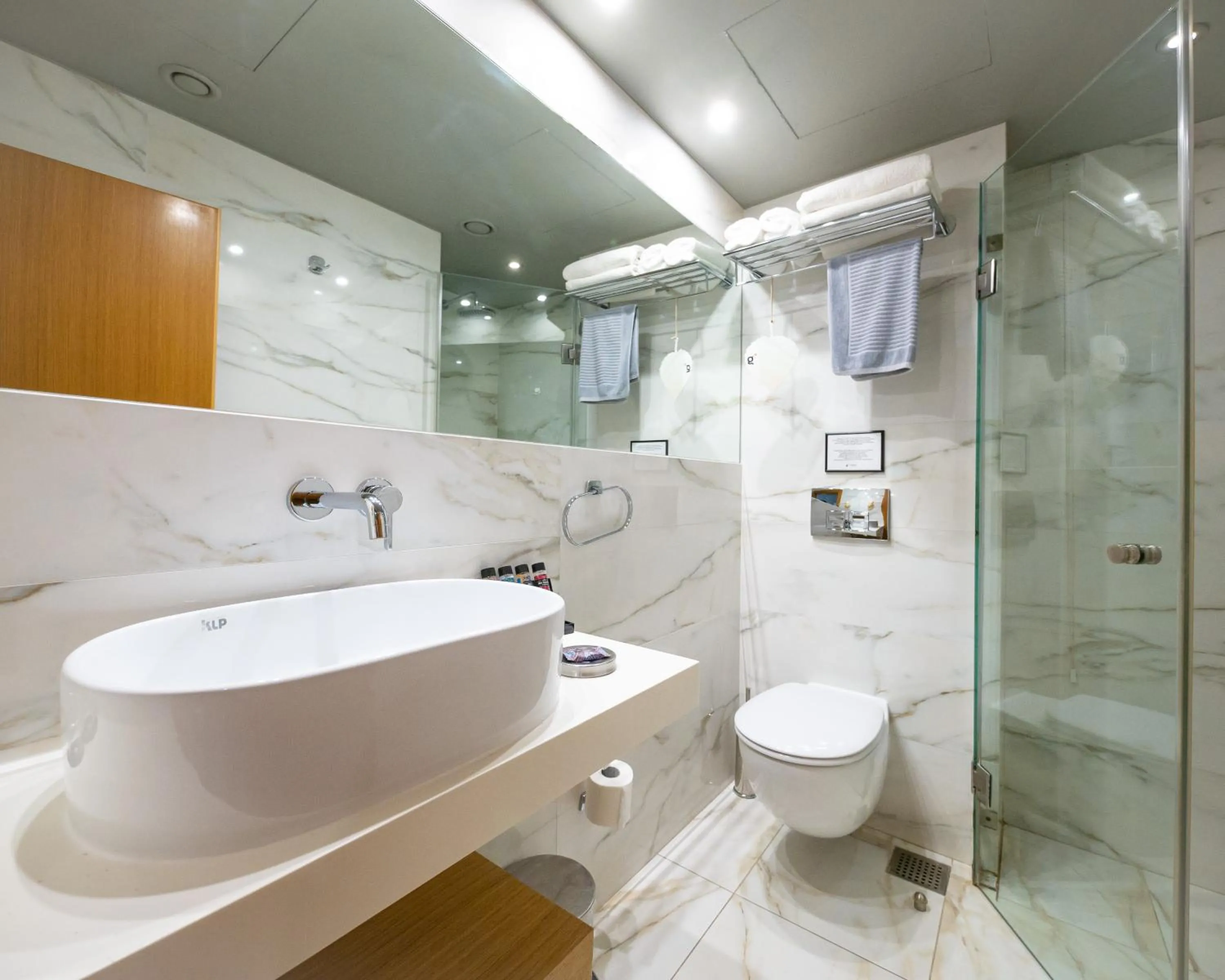 Bathroom in Golden Star City Resort