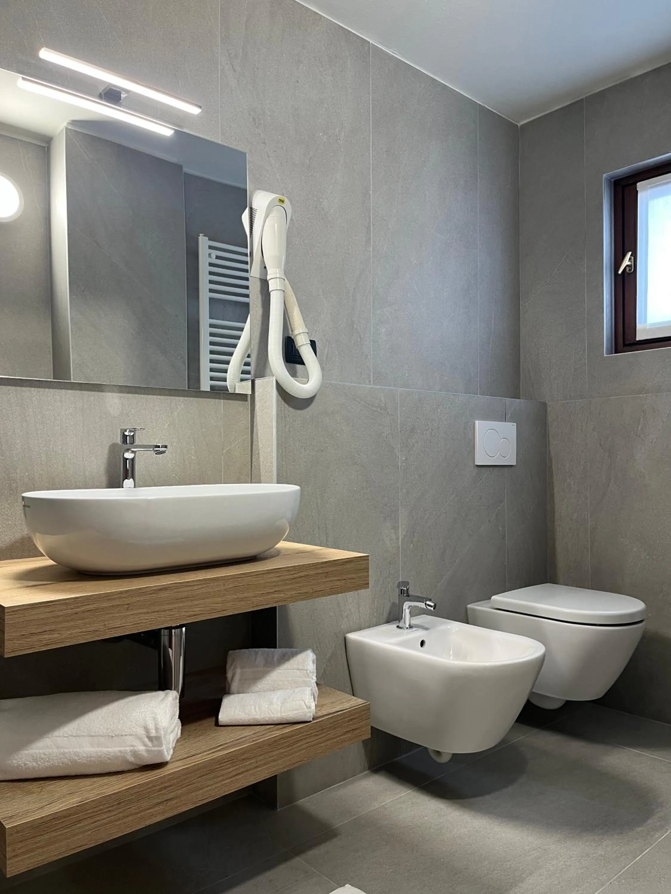 Shower in Hotel Alle Tre Baite