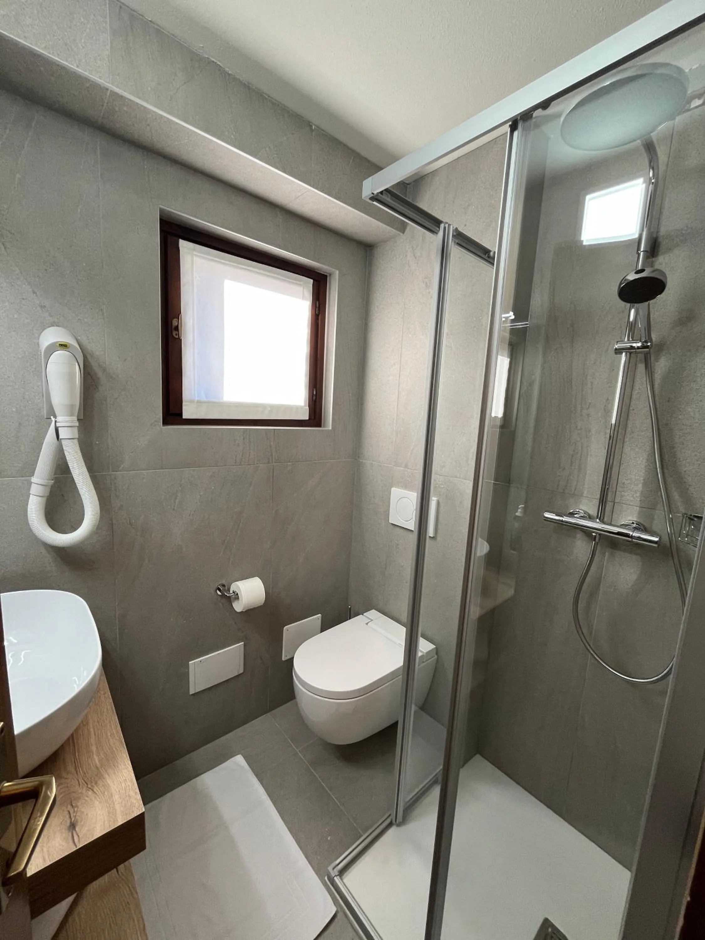 Shower in Hotel Alle Tre Baite