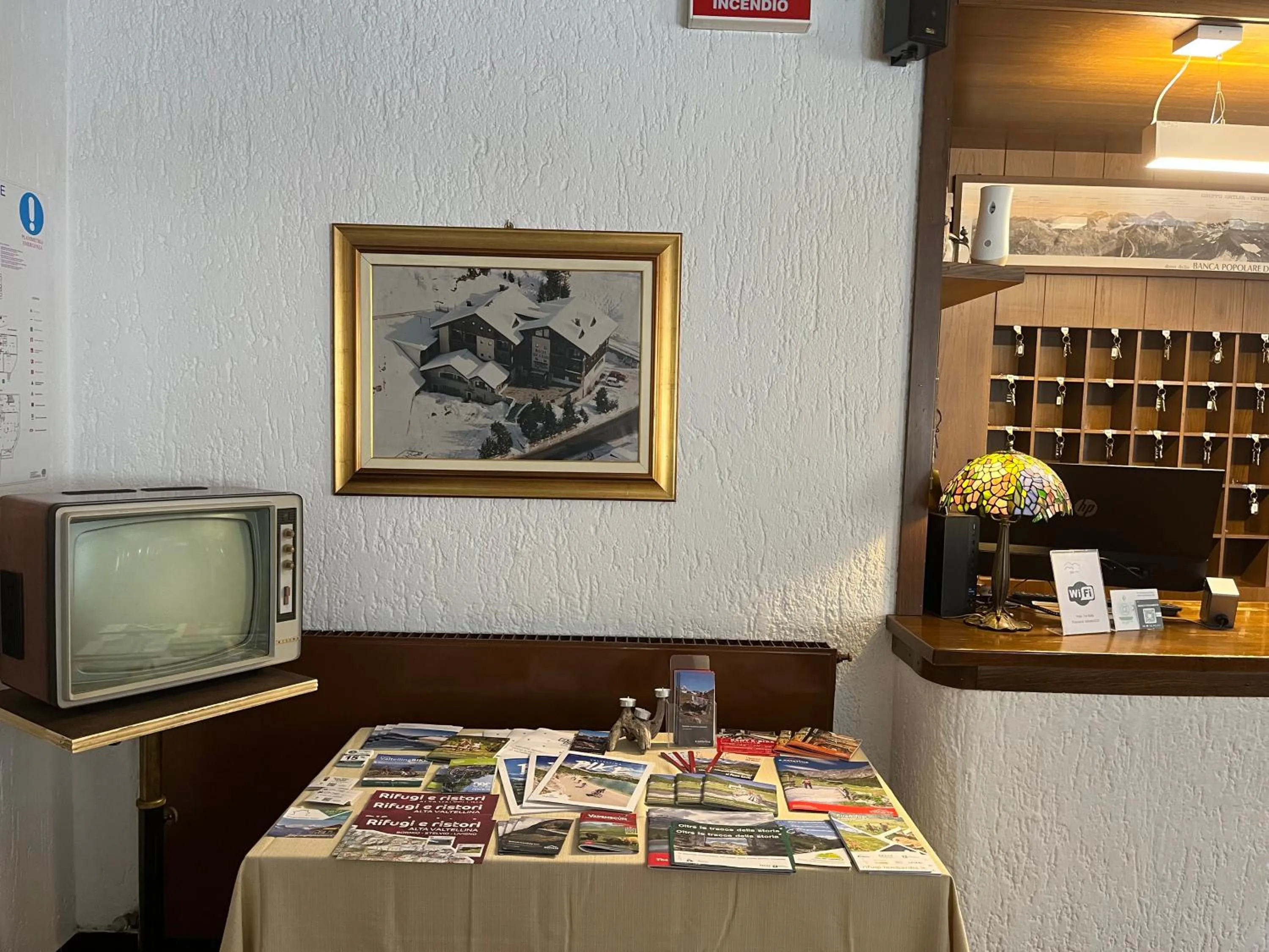 Lobby or reception in Hotel Alle Tre Baite