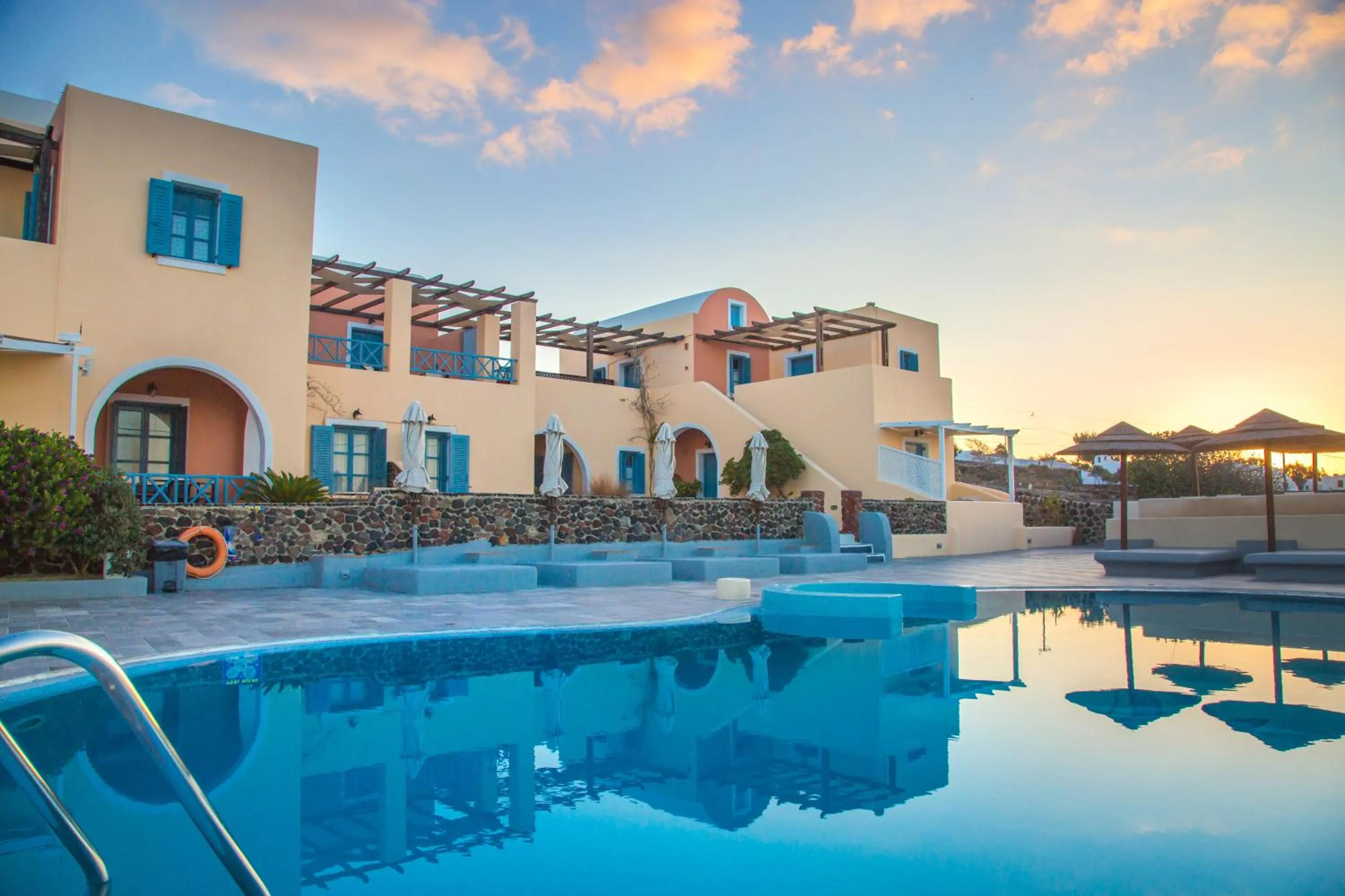 Property building in Anemoessa Villa