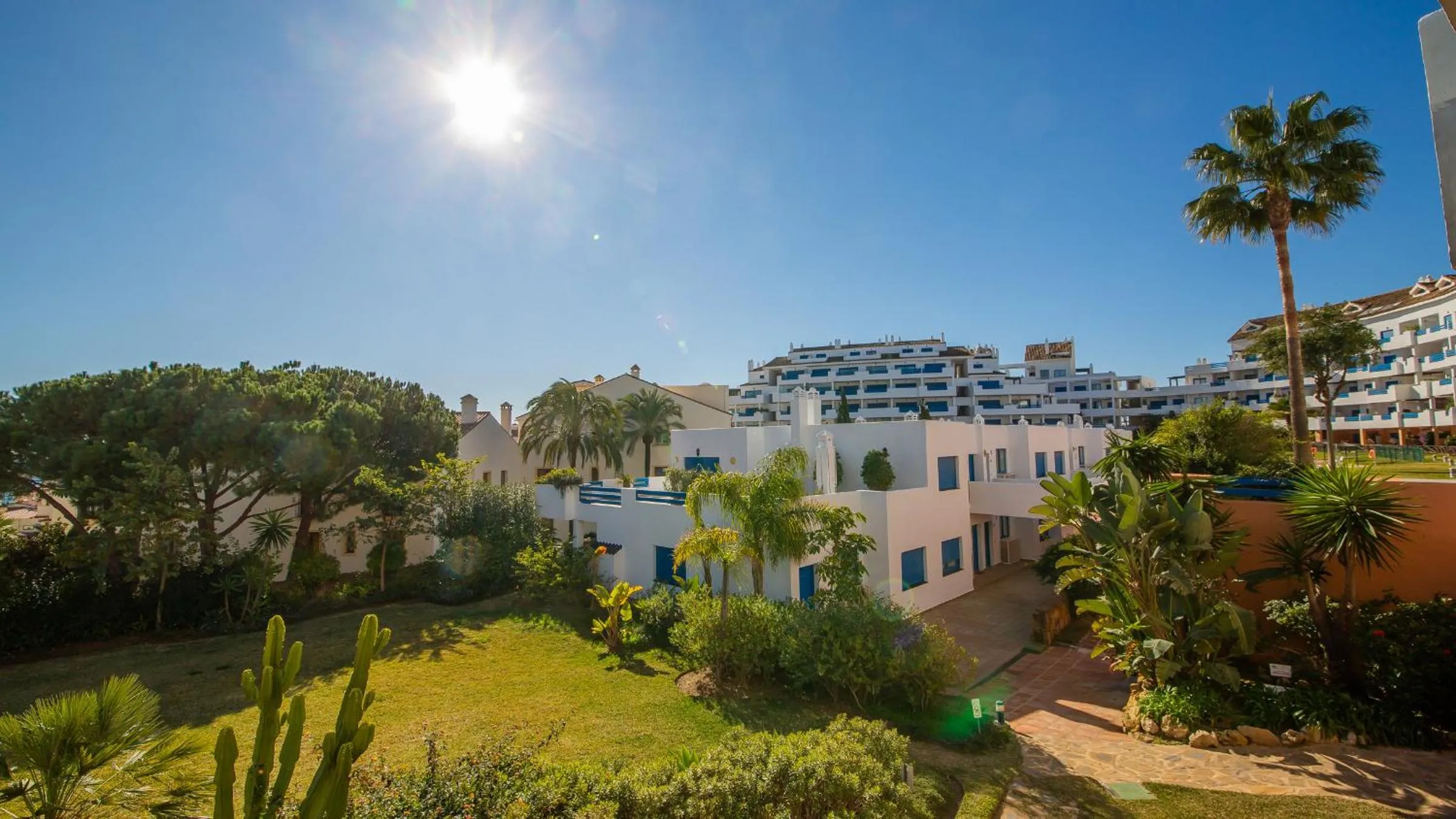 Duquesa Suites 206