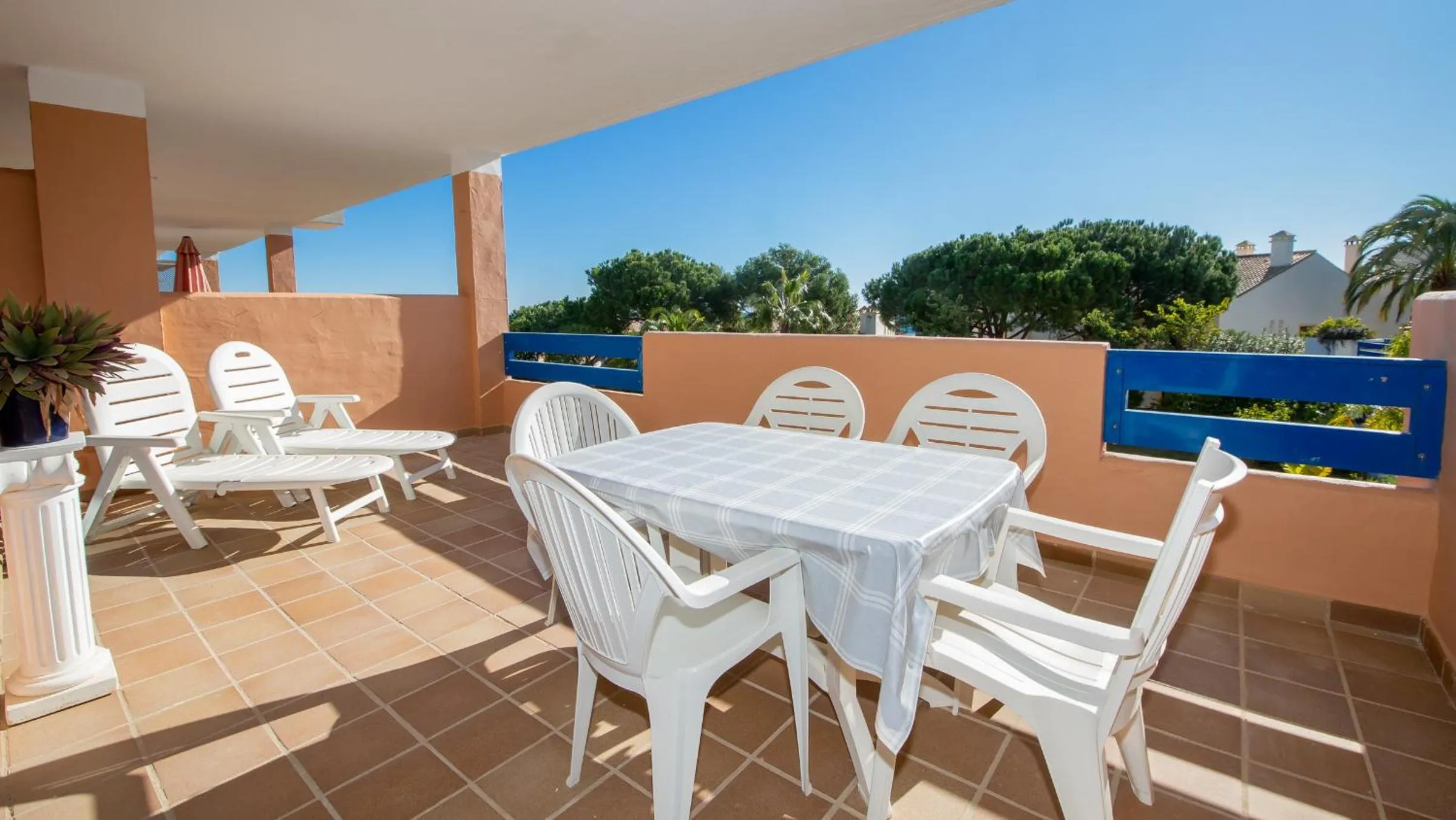 Duquesa Suites 206