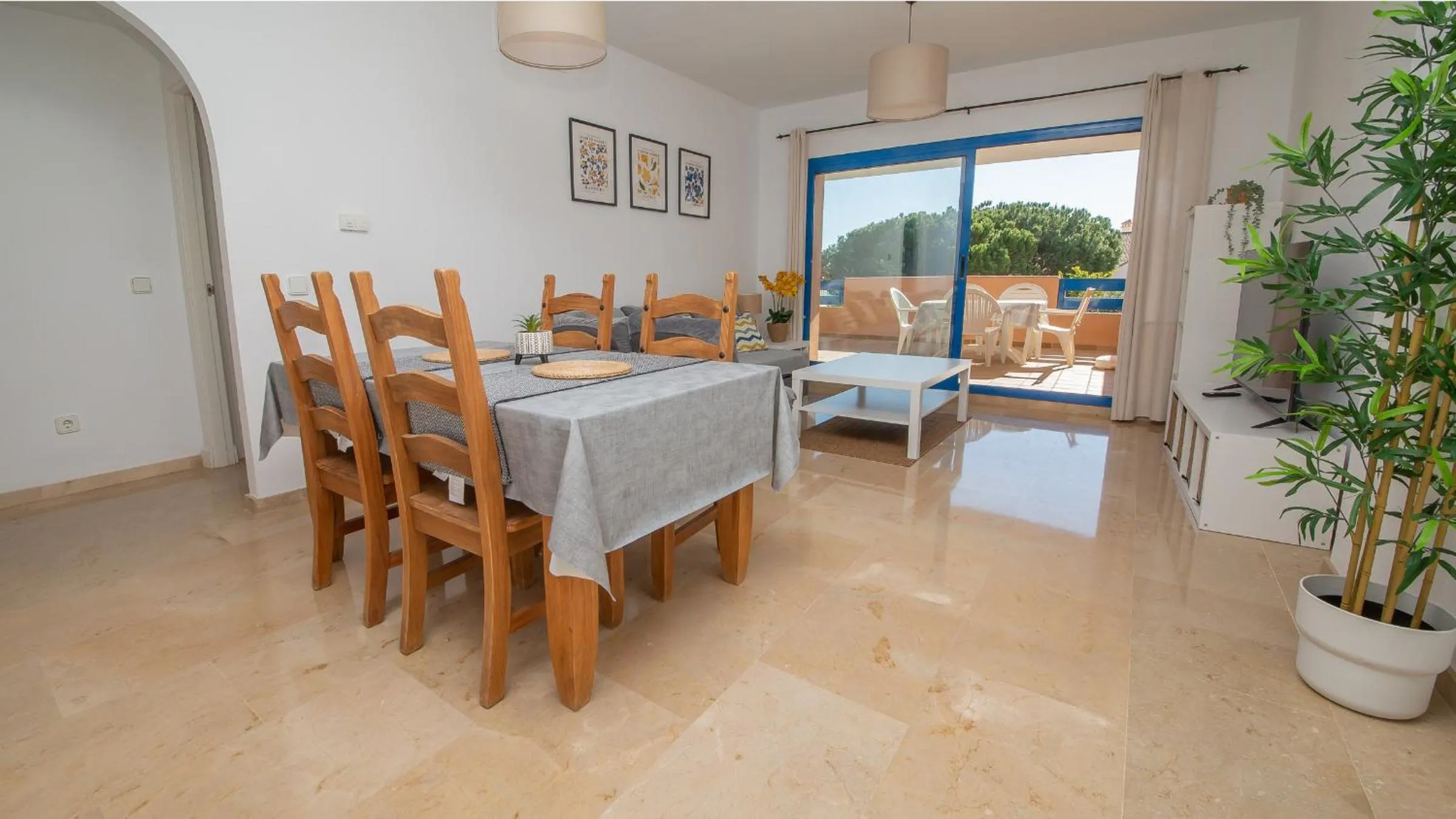 Duquesa Suites 206