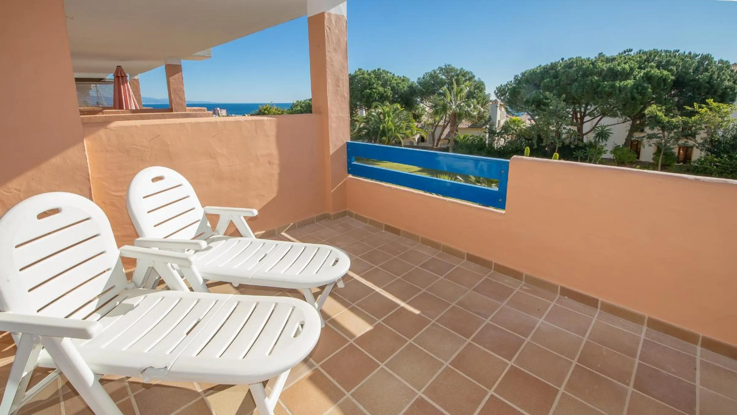 Duquesa Suites 206