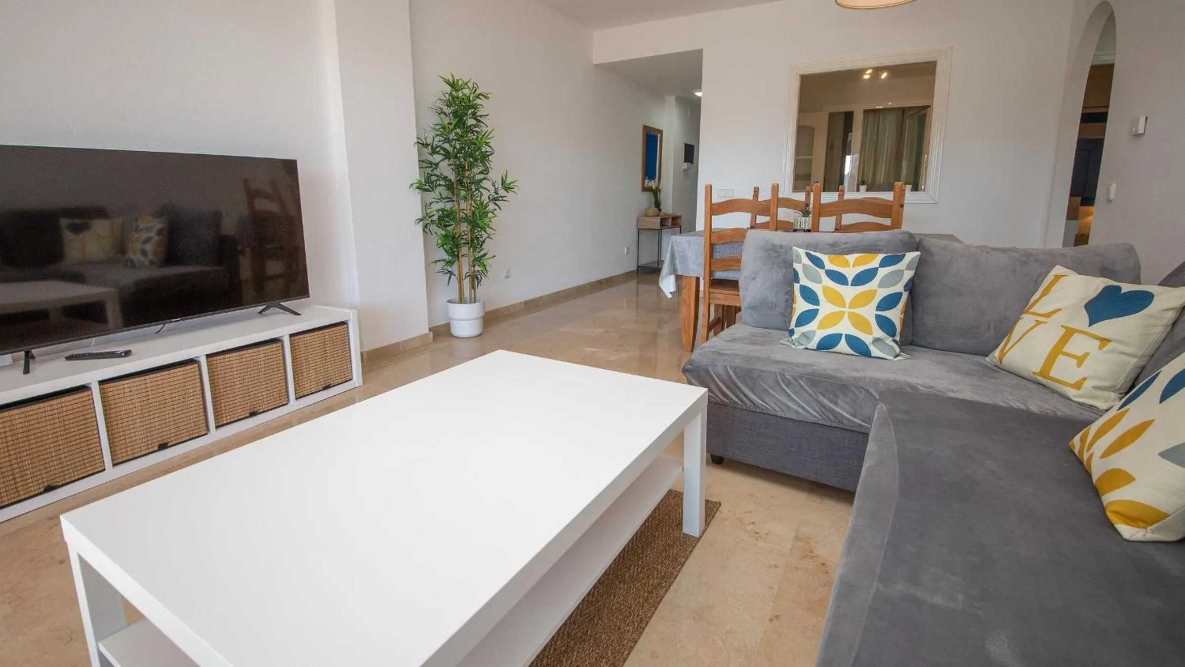 Duquesa Suites 206