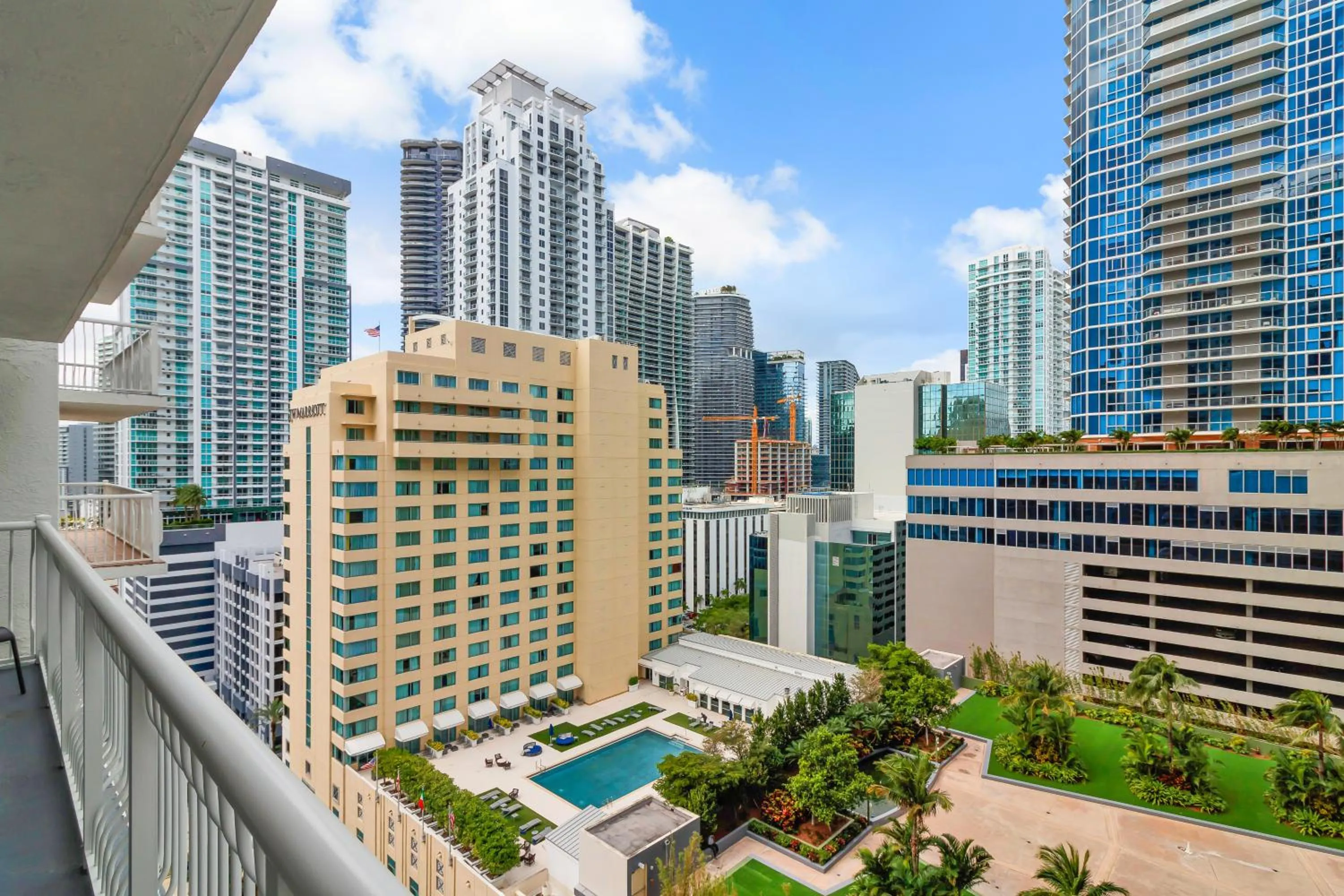 Balcony/Terrace in The Club at Brickell Bay Luxury Suites