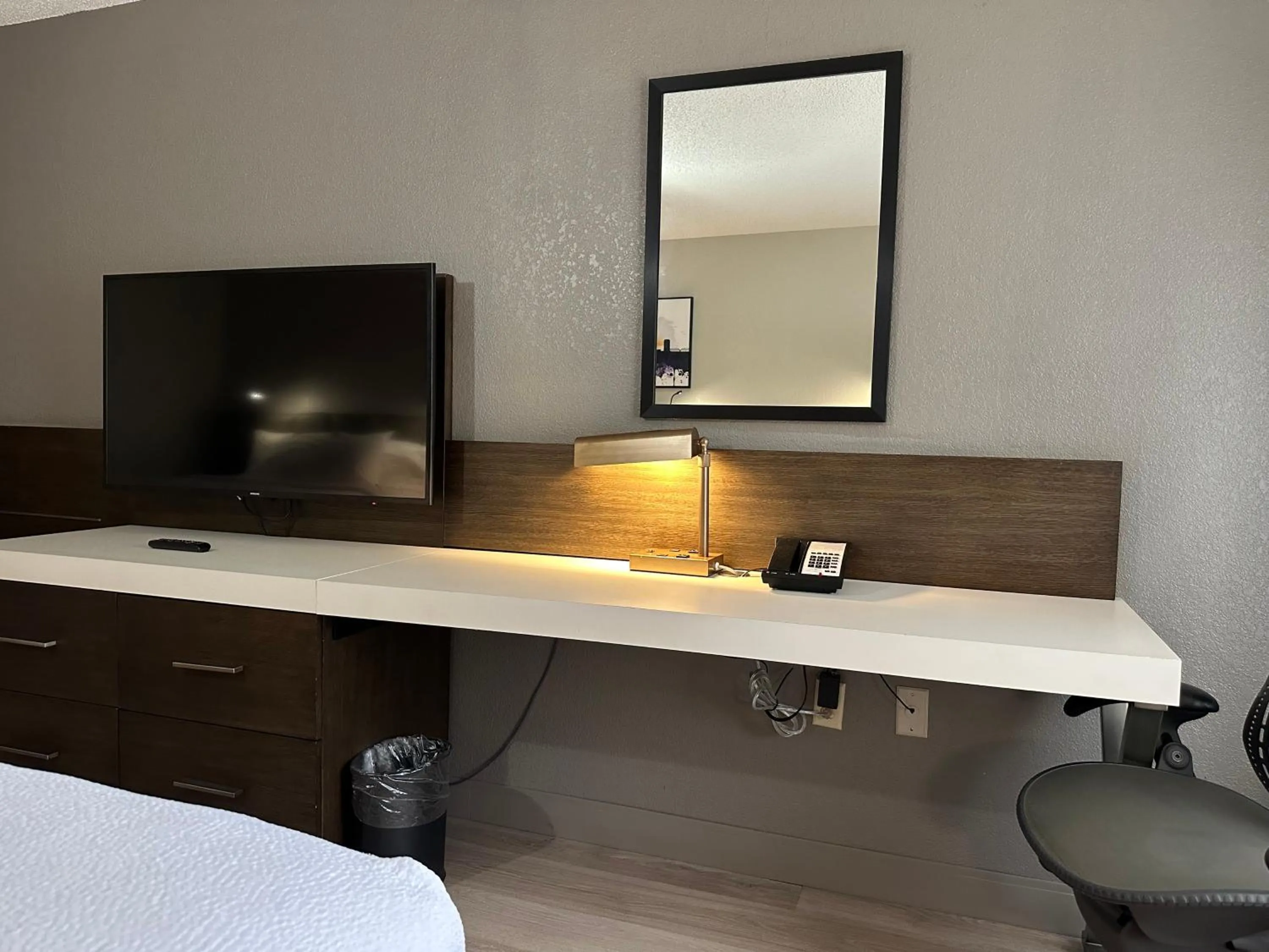 Evening entertainment, Bed in Nash Haus Hotel