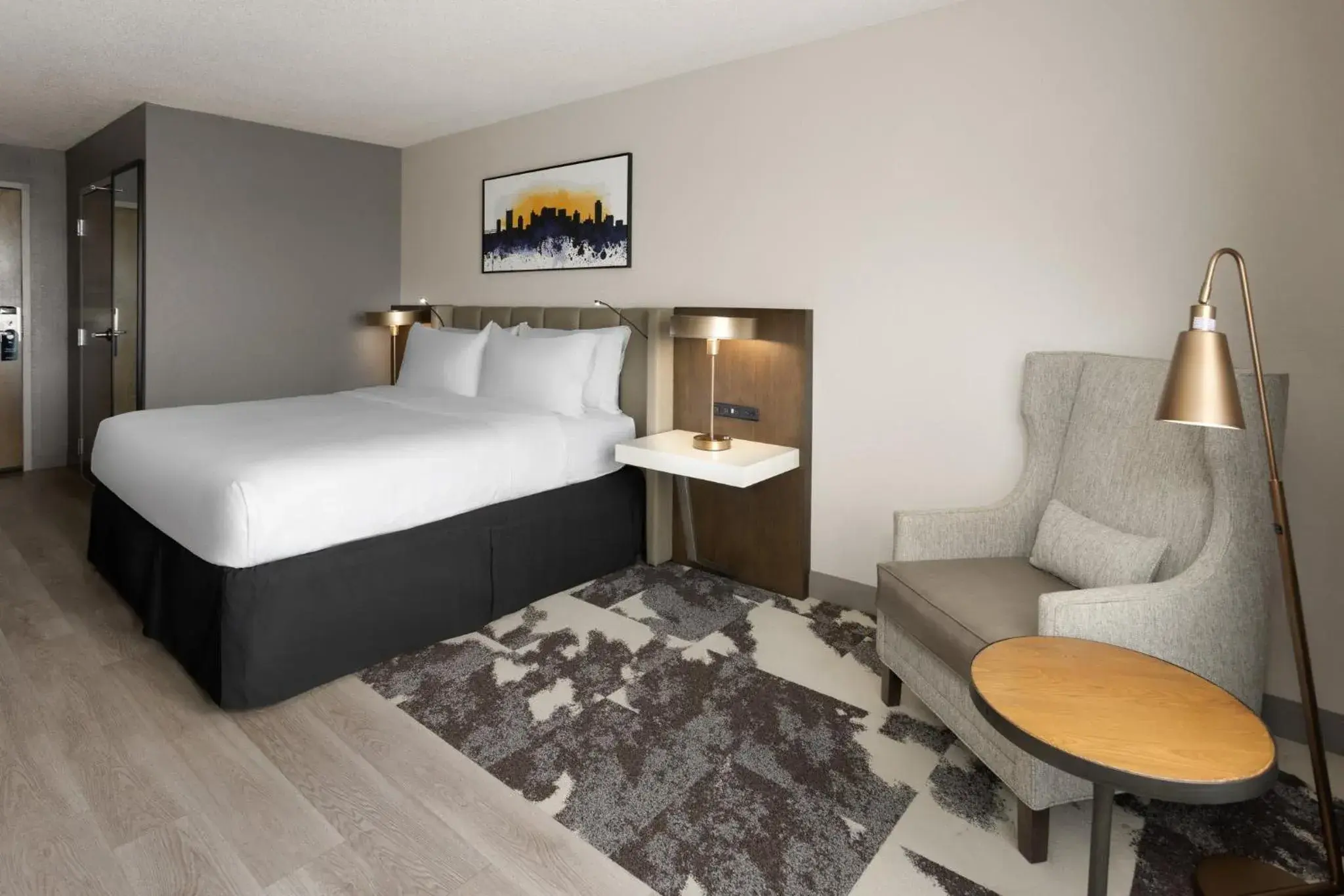 Standard King Room in Crowne Plaza Nashville Airport by IHG Standard King Room in Crowne Plaza Nashville Airport by IHG