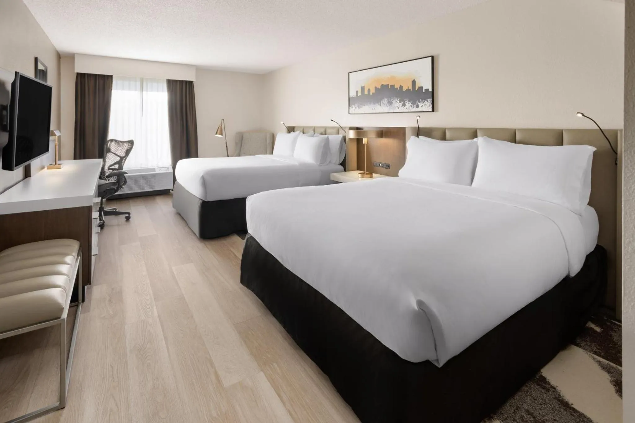 Photo of the whole room, Bed in Crowne Plaza Nashville Airport by IHG