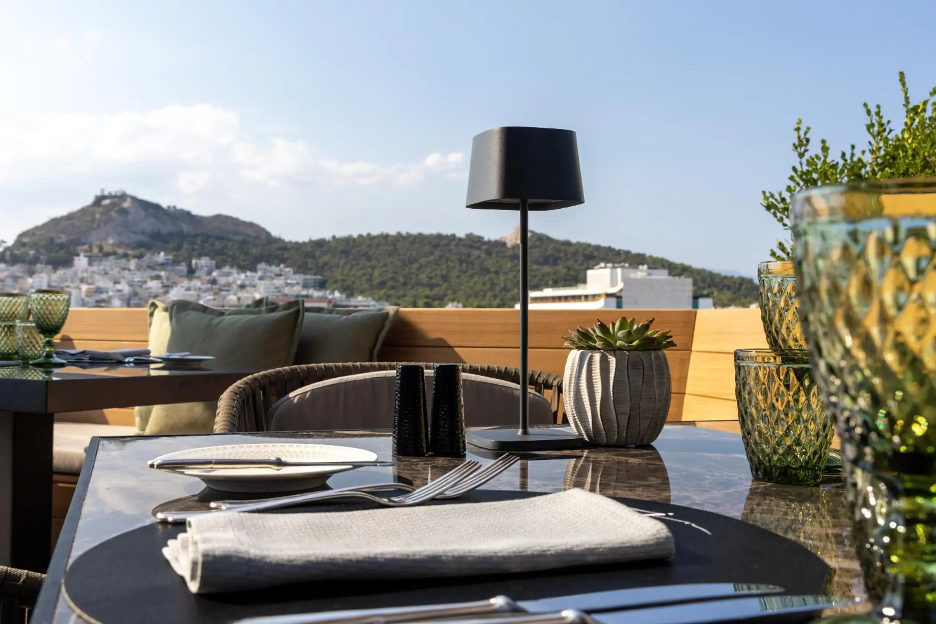 Restaurant/places to eat in Divani Caravel Restaurant/places to eat in Divani Caravel