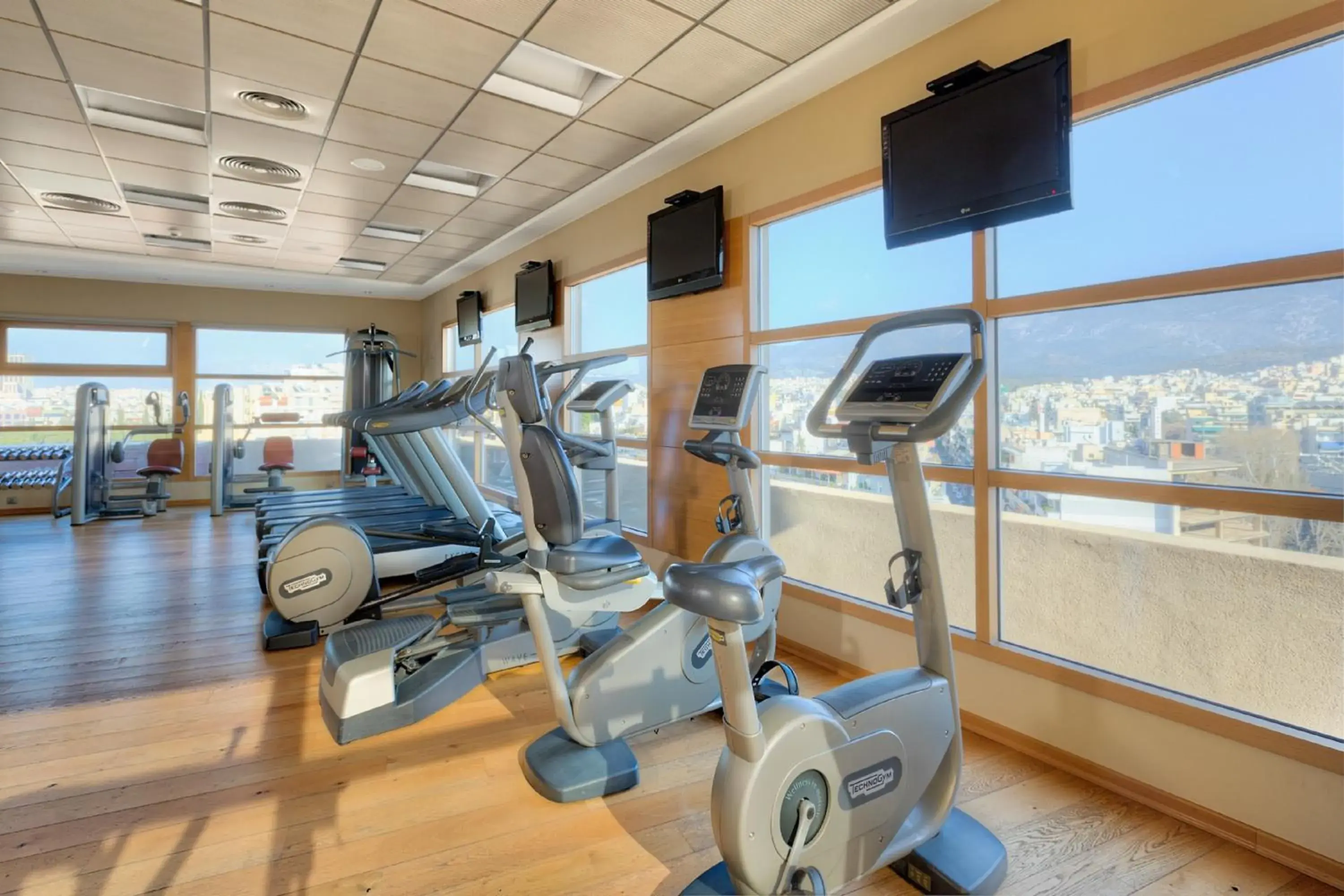 Fitness centre/facilities in Divani Caravel Fitness centre/facilities in Divani Caravel