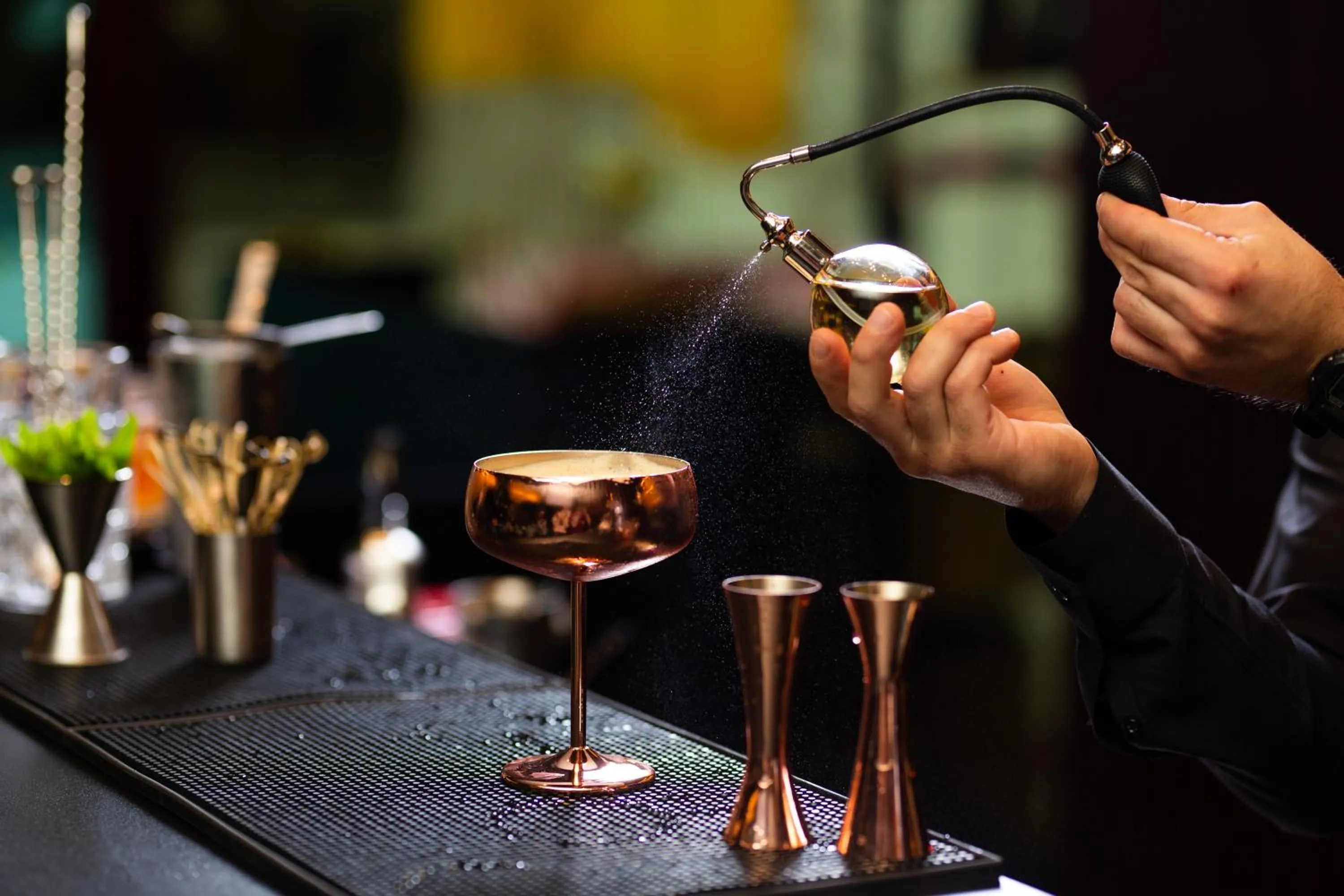 Restaurant/places to eat in Divani Caravel