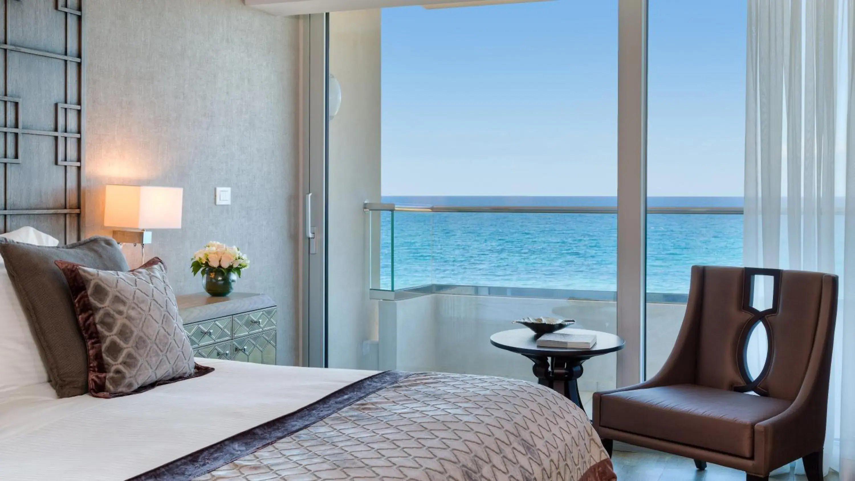 Bed in Divani Apollon Palace & Thalasso Bed in Divani Apollon Palace & Thalasso
