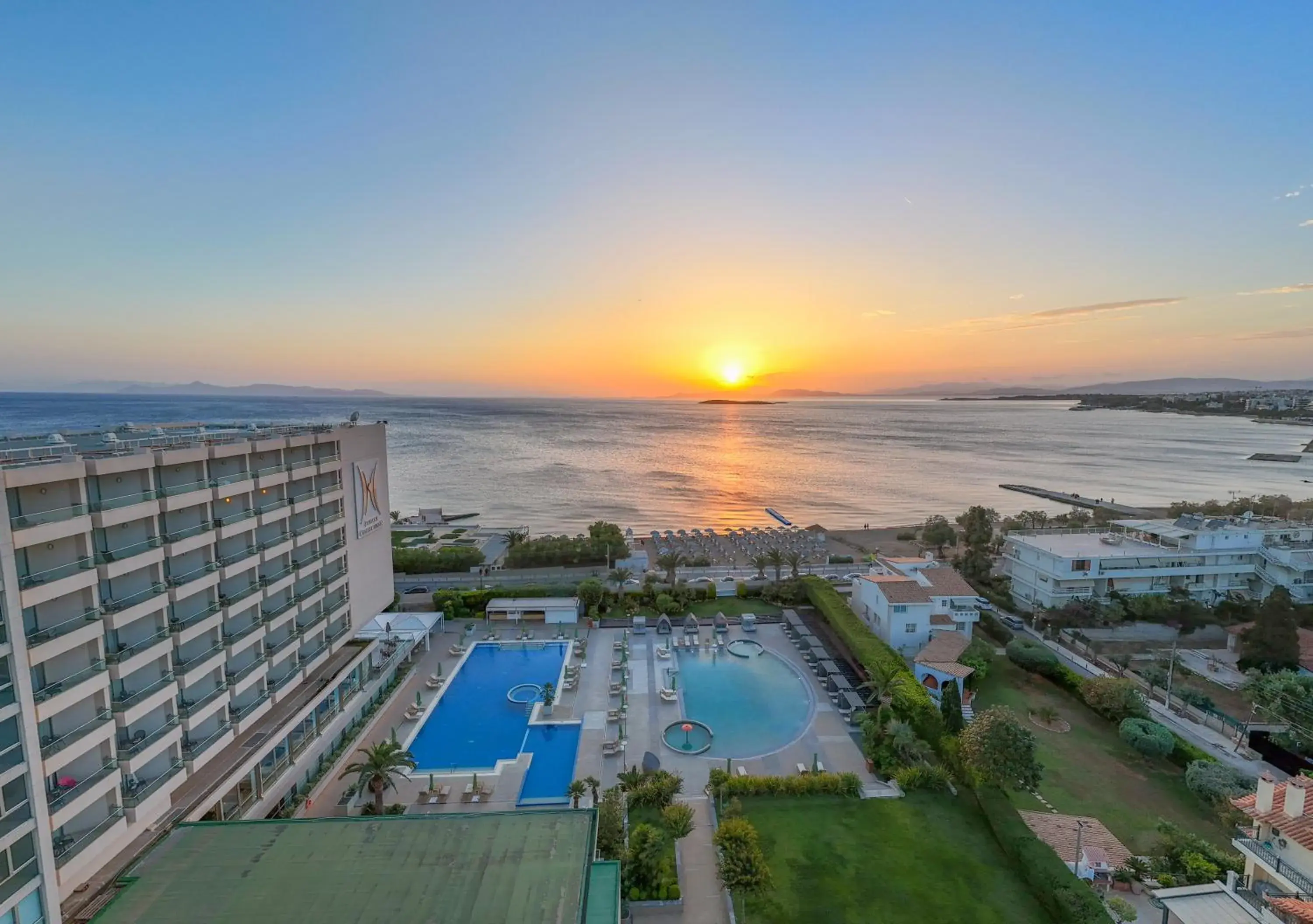 Property building in Divani Apollon Palace & Thalasso Property building in Divani Apollon Palace & Thalasso