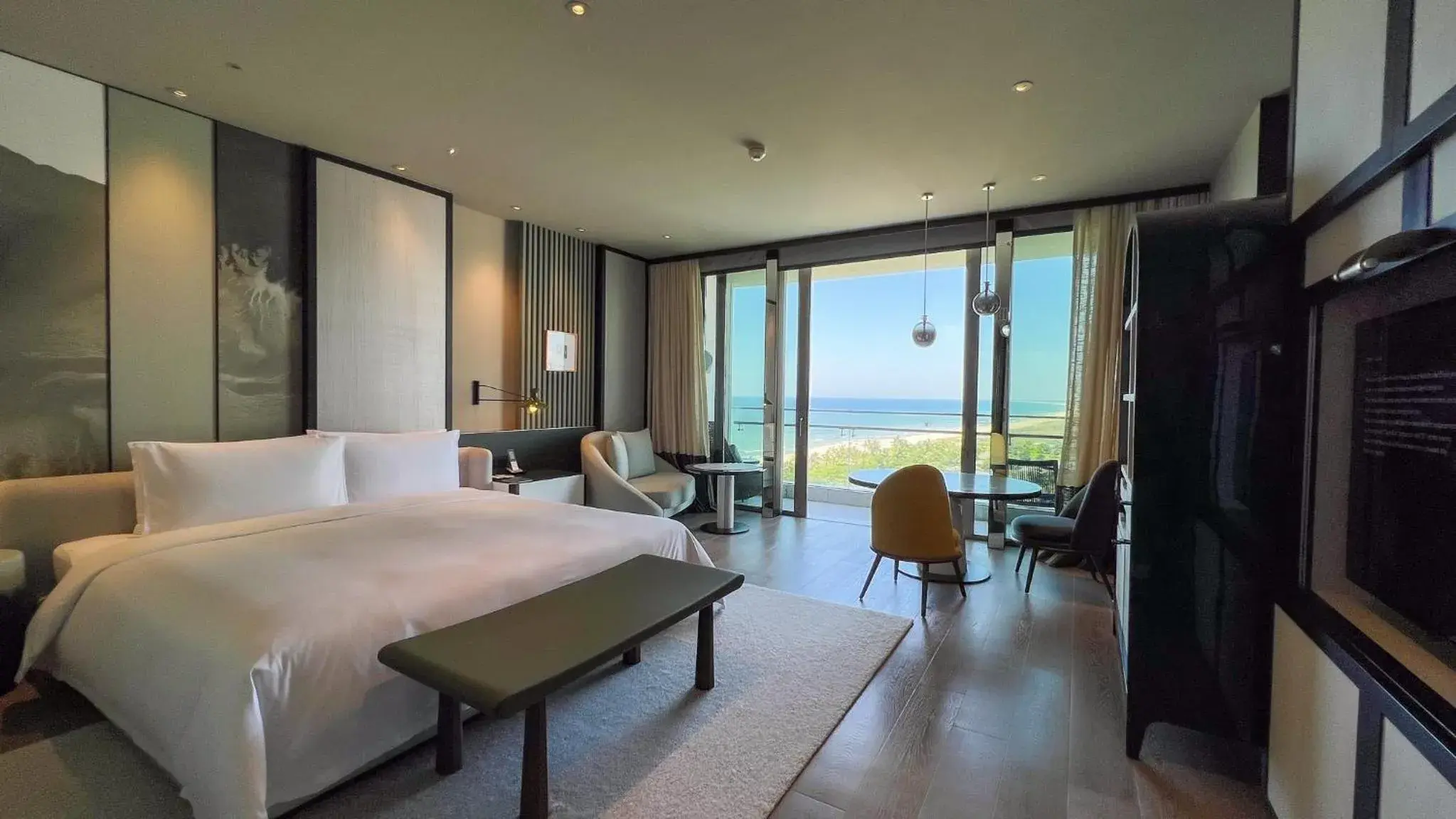 Bed in New World Hoiana Beach Resort Bed in New World Hoiana Beach Resort