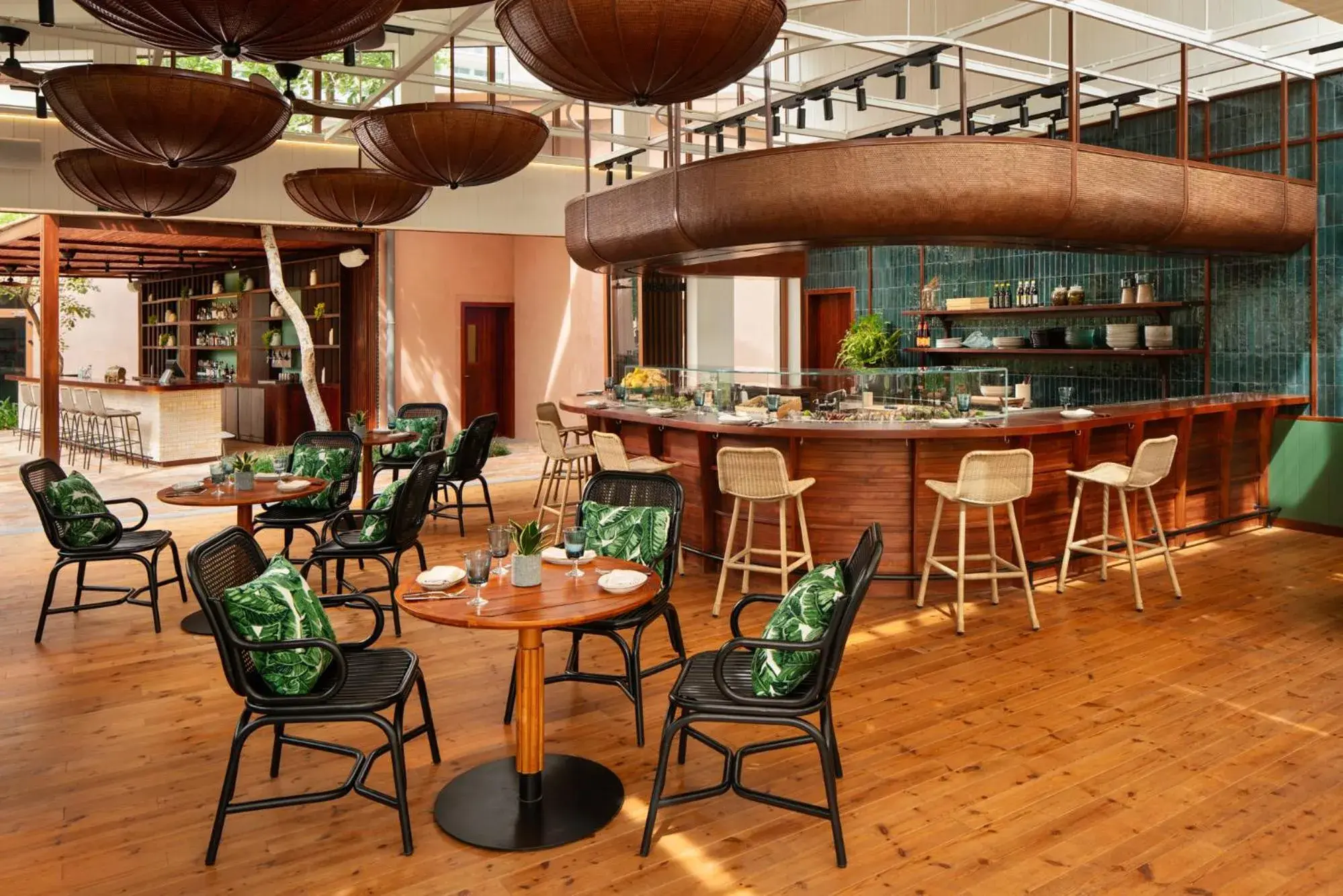 Restaurant/places to eat in New World Hoiana Beach Resort Restaurant/places to eat in New World Hoiana Beach Resort