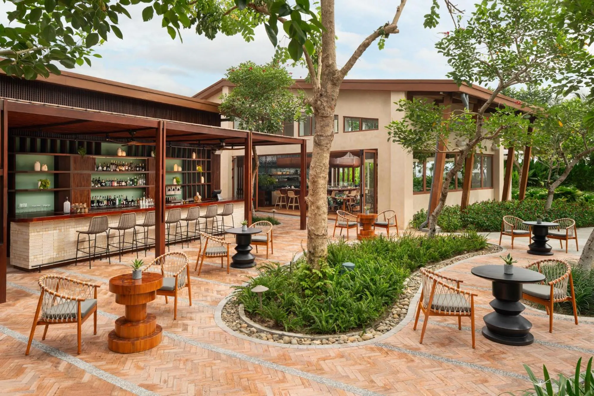 Restaurant/places to eat in New World Hoiana Beach Resort