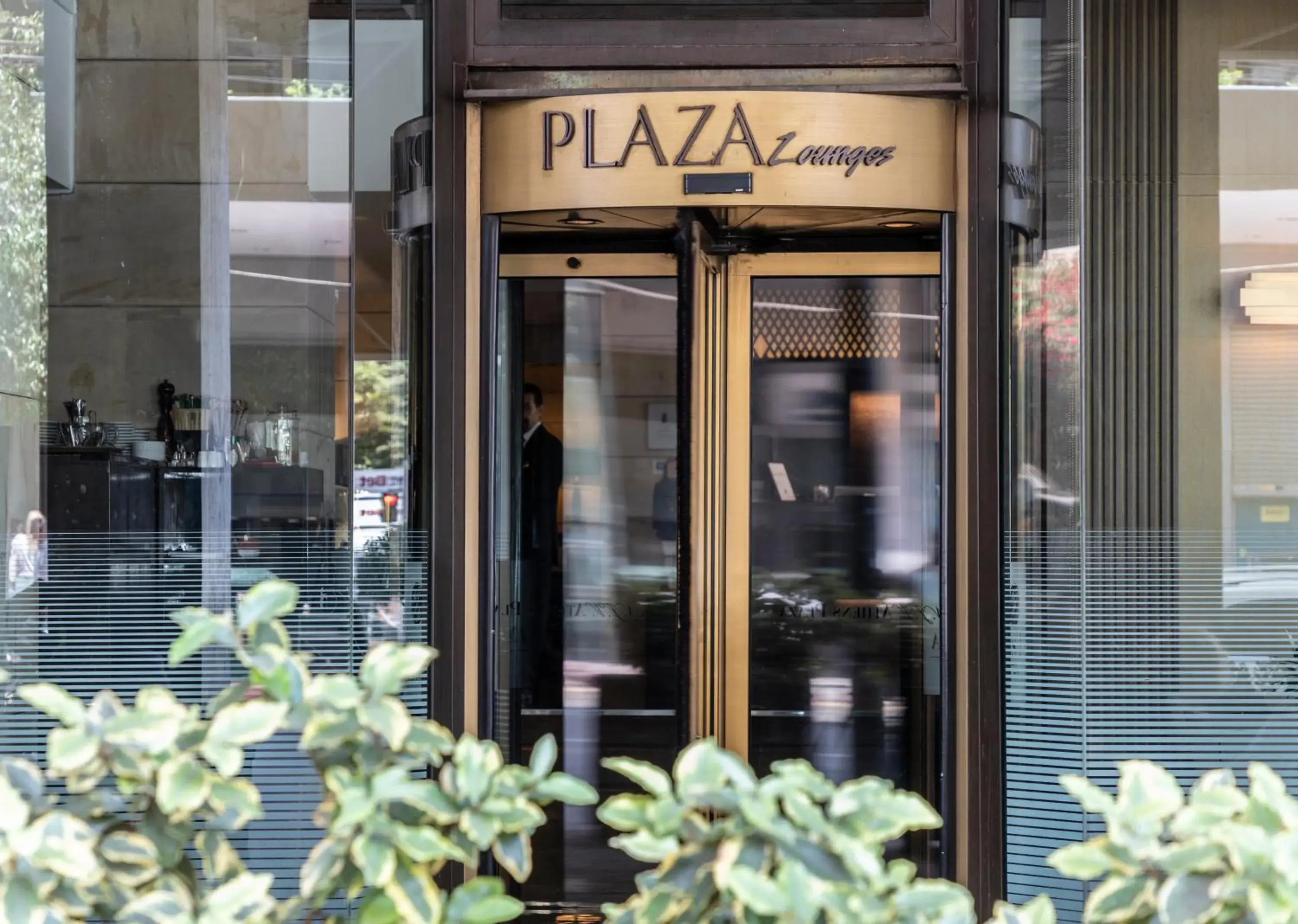 Restaurant/places to eat in NJV Athens Plaza Restaurant/places to eat in NJV Athens Plaza