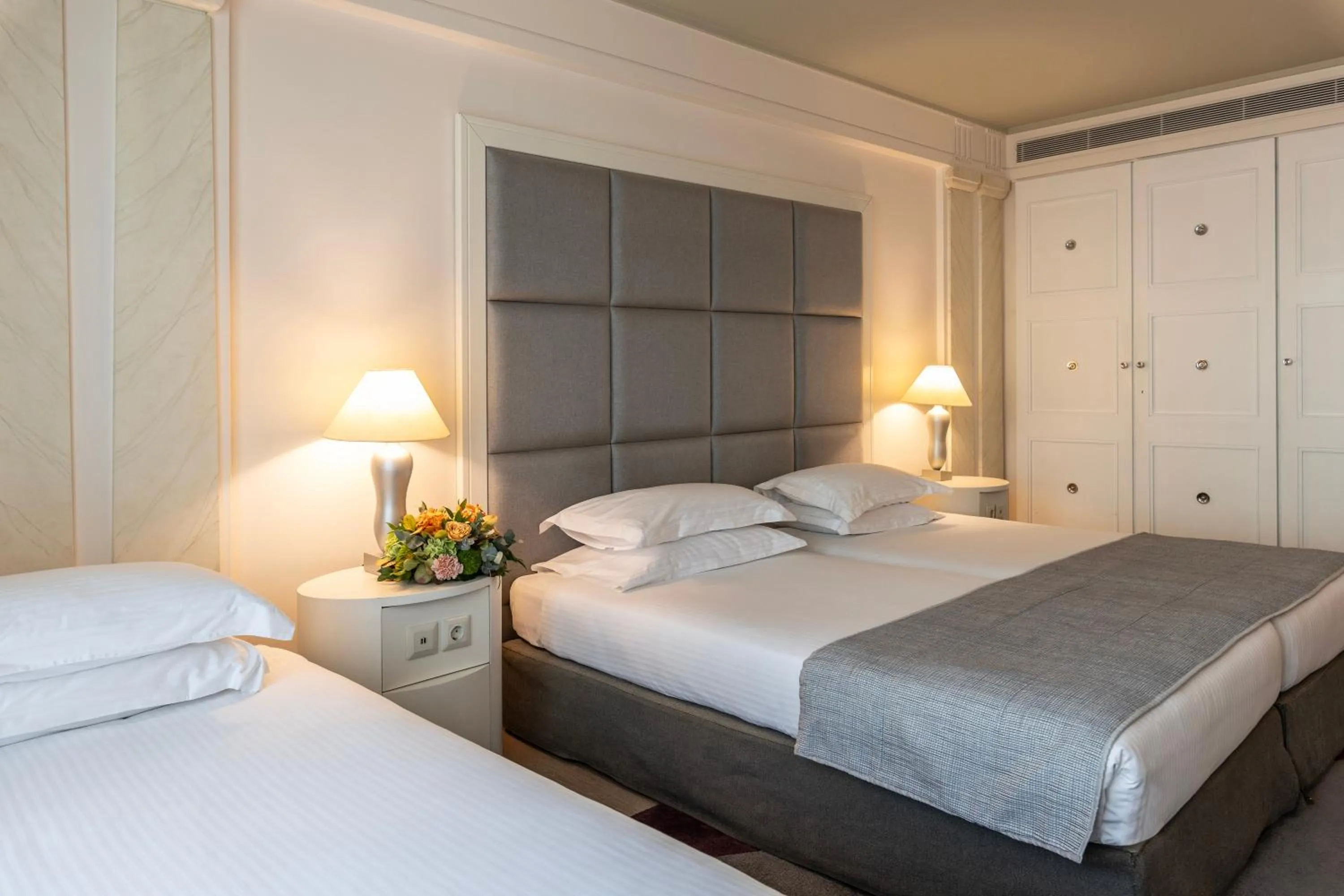 Bedroom, Bed in NJV Athens Plaza