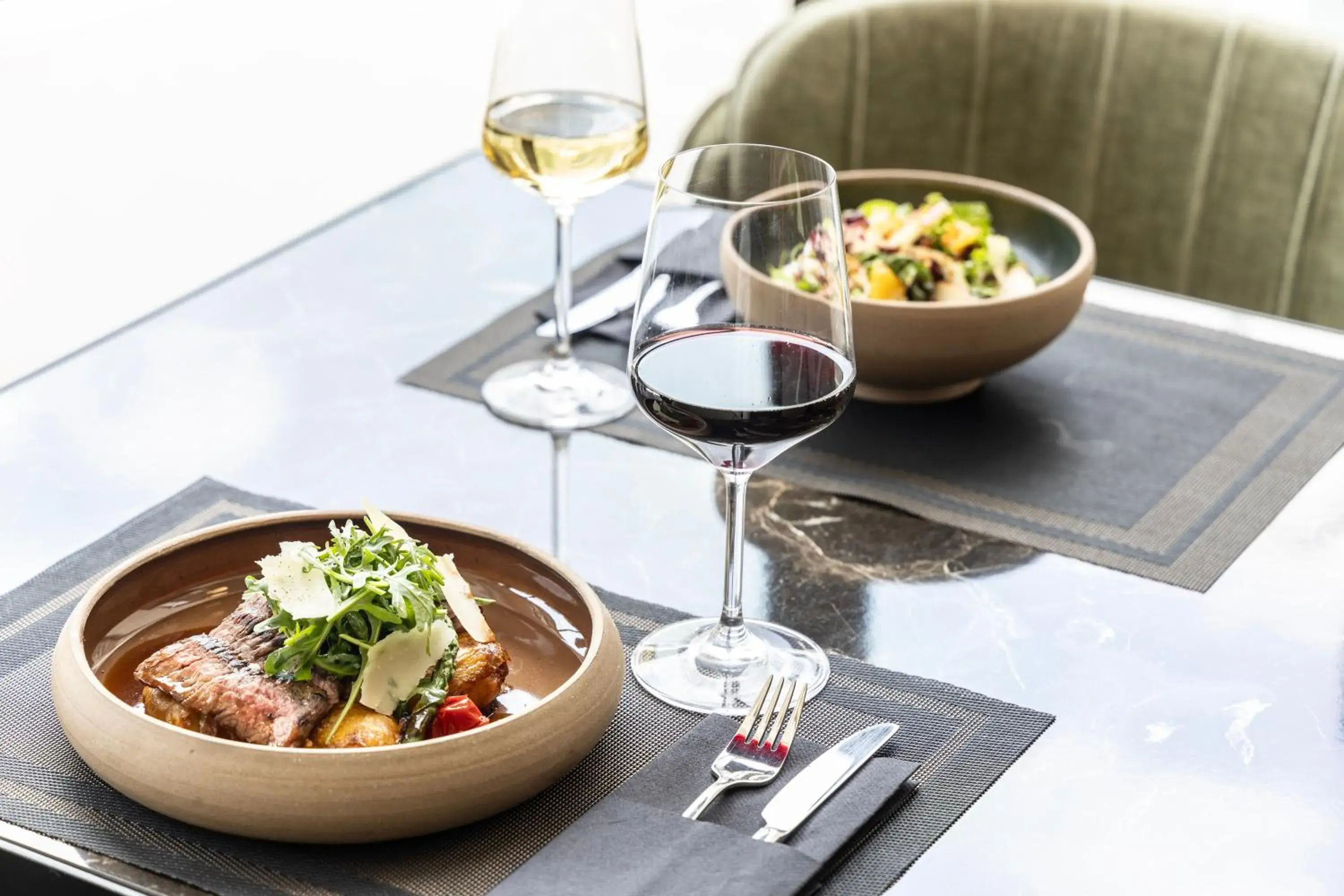 Restaurant/places to eat in NJV Athens Plaza Restaurant/places to eat in NJV Athens Plaza