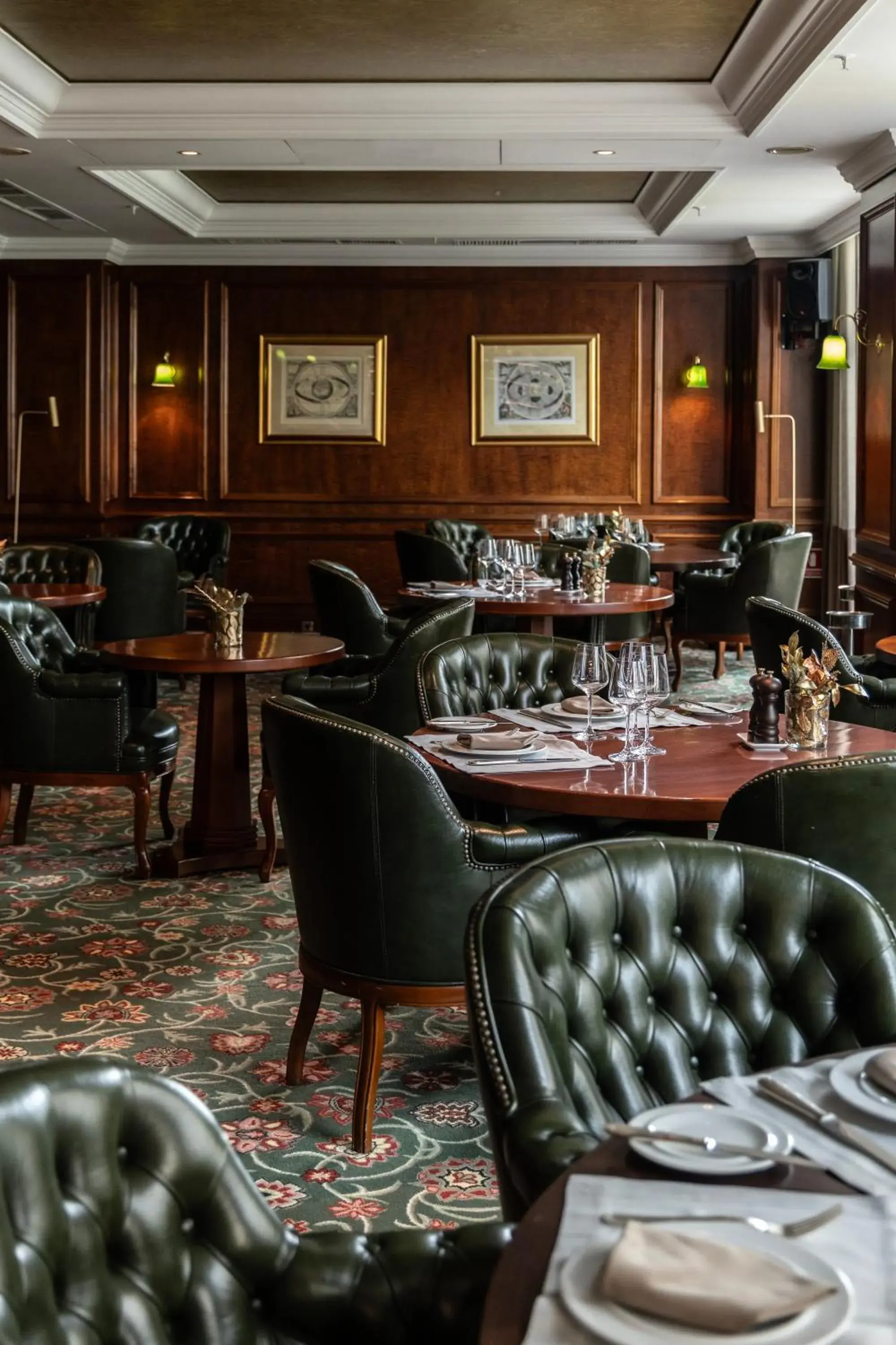 Restaurant/places to eat in NJV Athens Plaza Restaurant/places to eat in NJV Athens Plaza